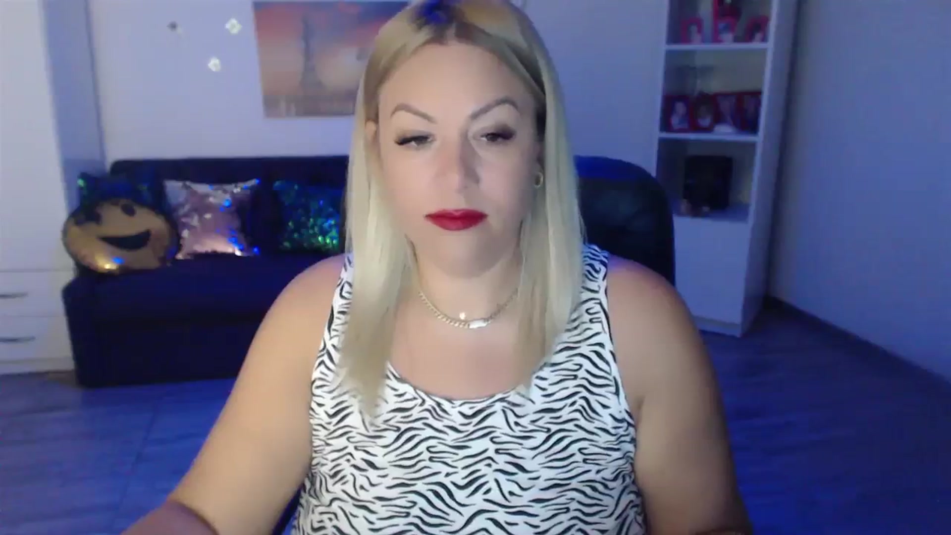 Gallery image thumbnail from A_baby_Boo's myfreecams stream on, 08/08/2023, 11:24 image 3 of 20