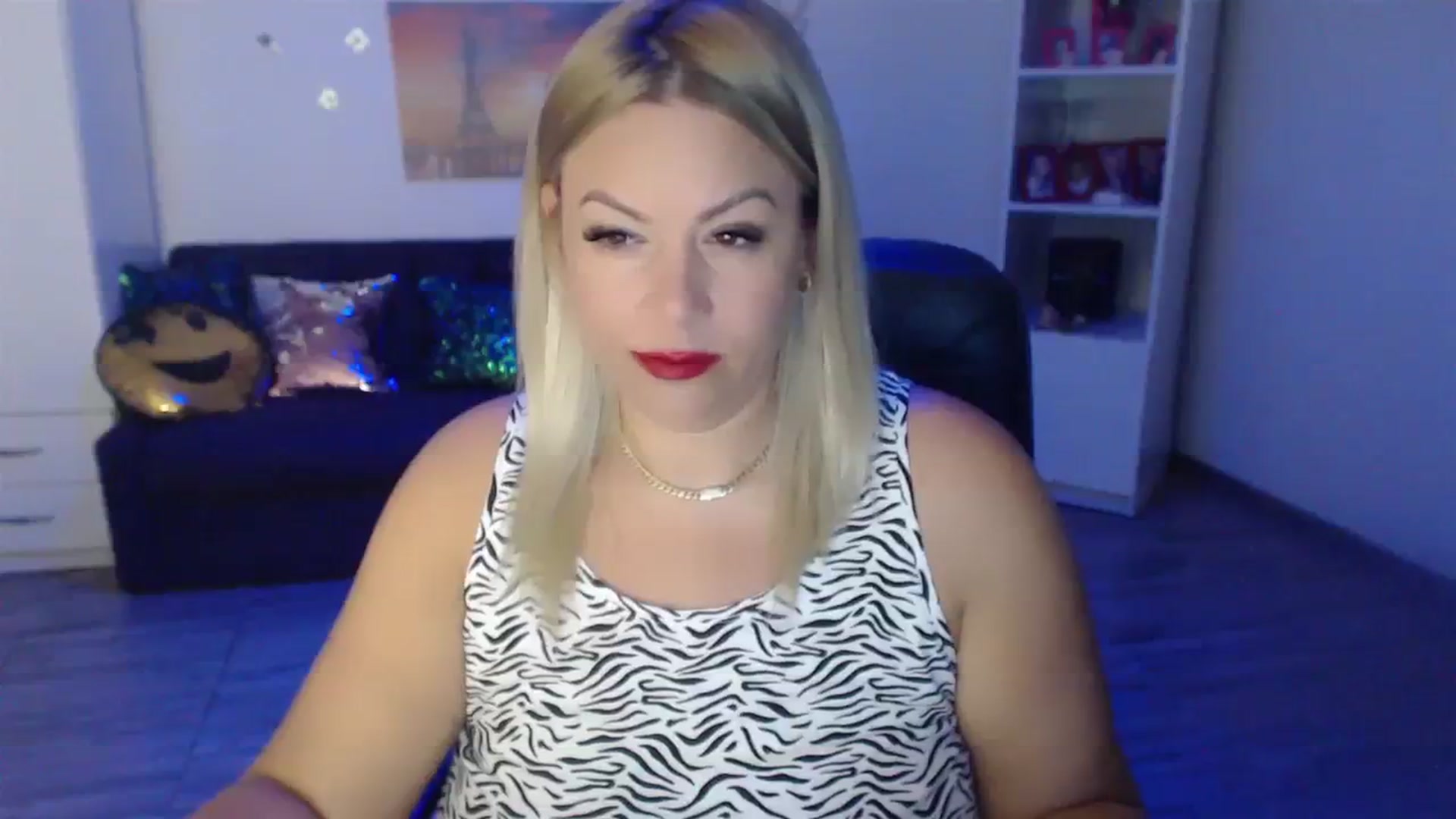 Gallery image thumbnail from A_baby_Boo's myfreecams stream on, 08/08/2023, 11:24 image 4 of 20
