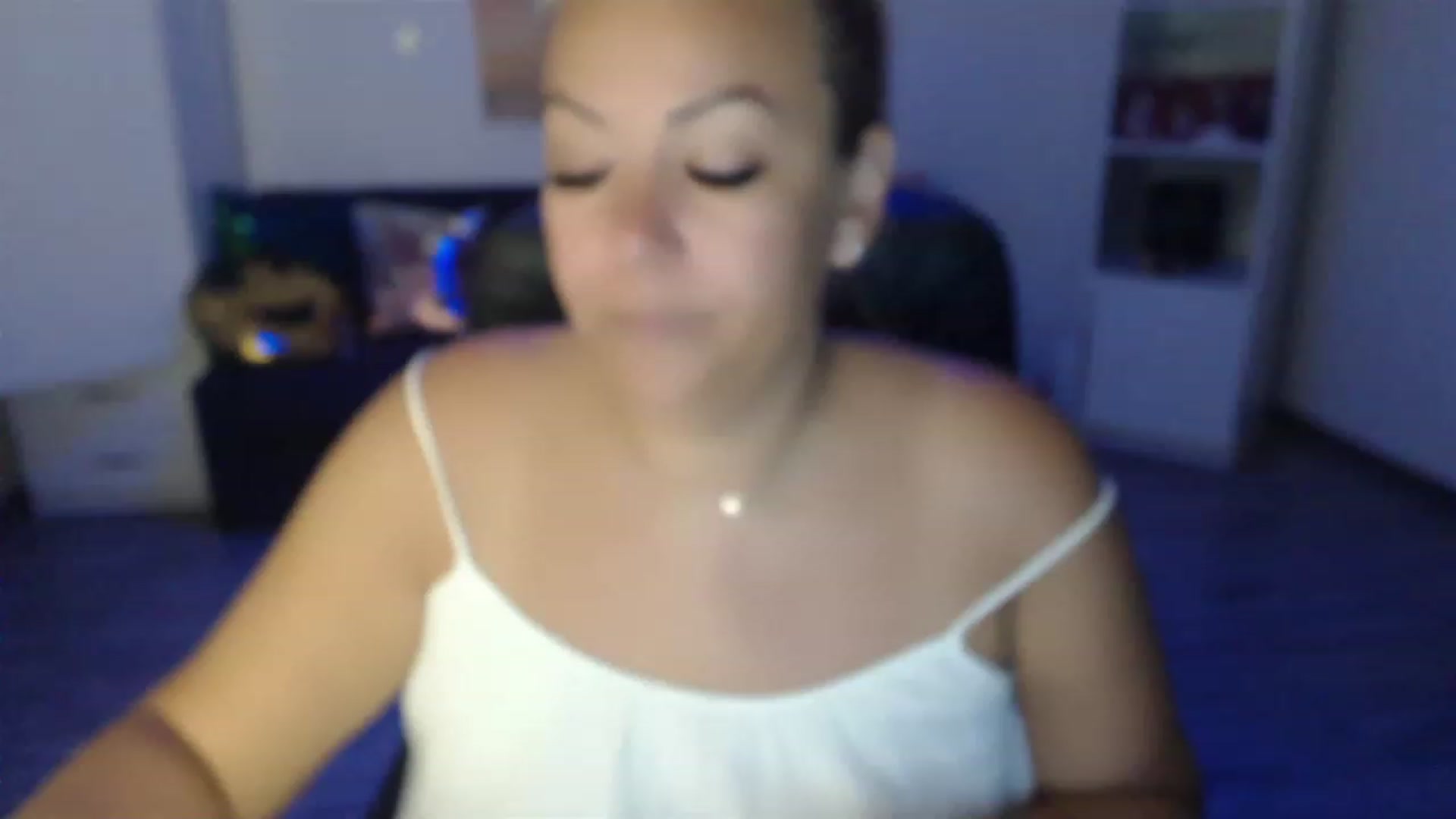 Gallery image thumbnail from A_baby_Boo's myfreecams stream on, 08/22/2023, 14:25 image 11 of 20