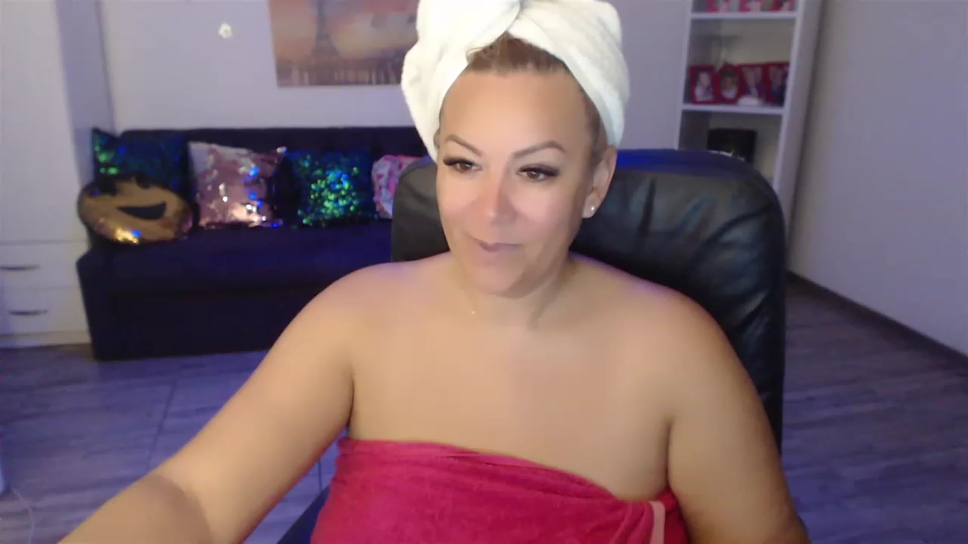 Gallery image thumbnail from A_baby_Boo's myfreecams stream on, 08/26/2023, 12:44 image 2 of 20