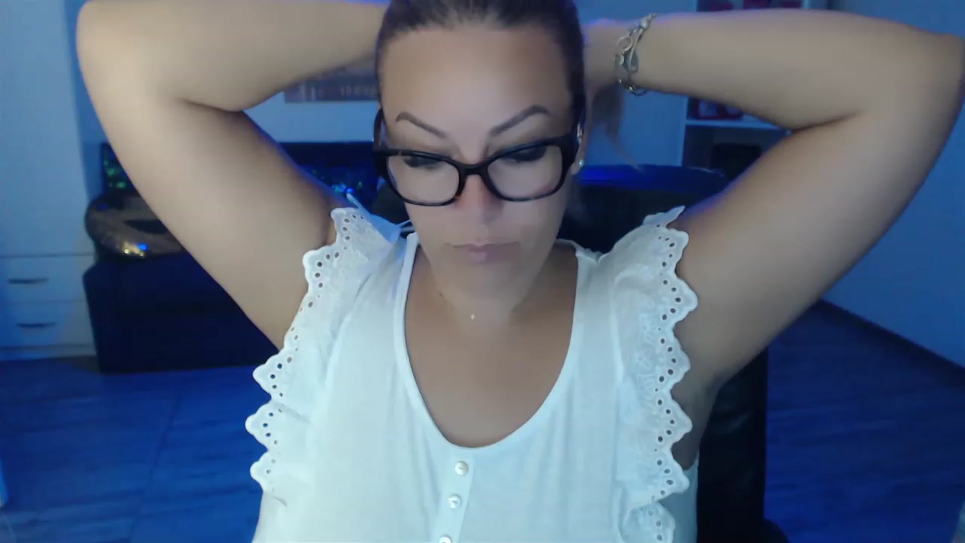 Gallery image thumbnail from A_baby_Boo's myfreecams stream on, 08/27/2023, 07:49 image 2 of 20