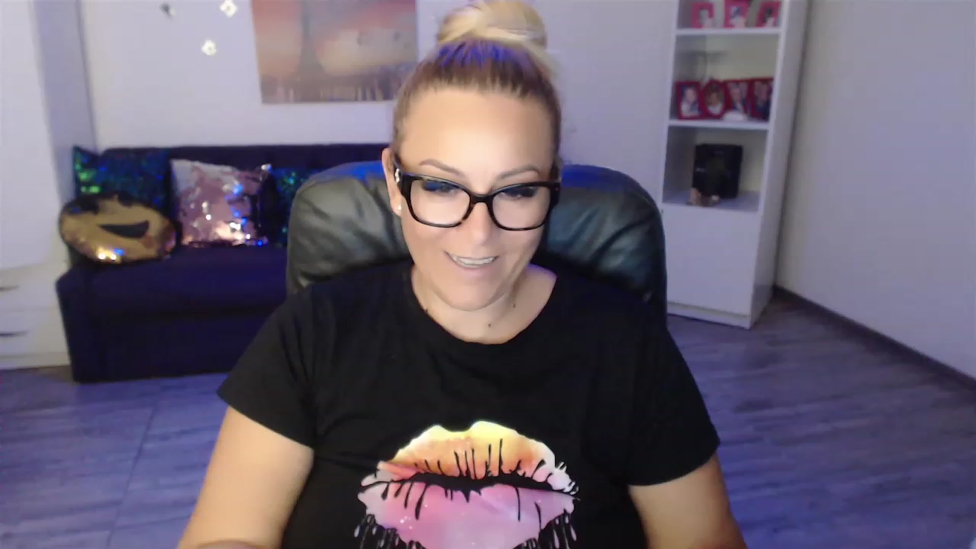 Gallery image thumbnail from A_baby_Boo's myfreecams stream on, 08/27/2023, 17:16 image 1 of 20