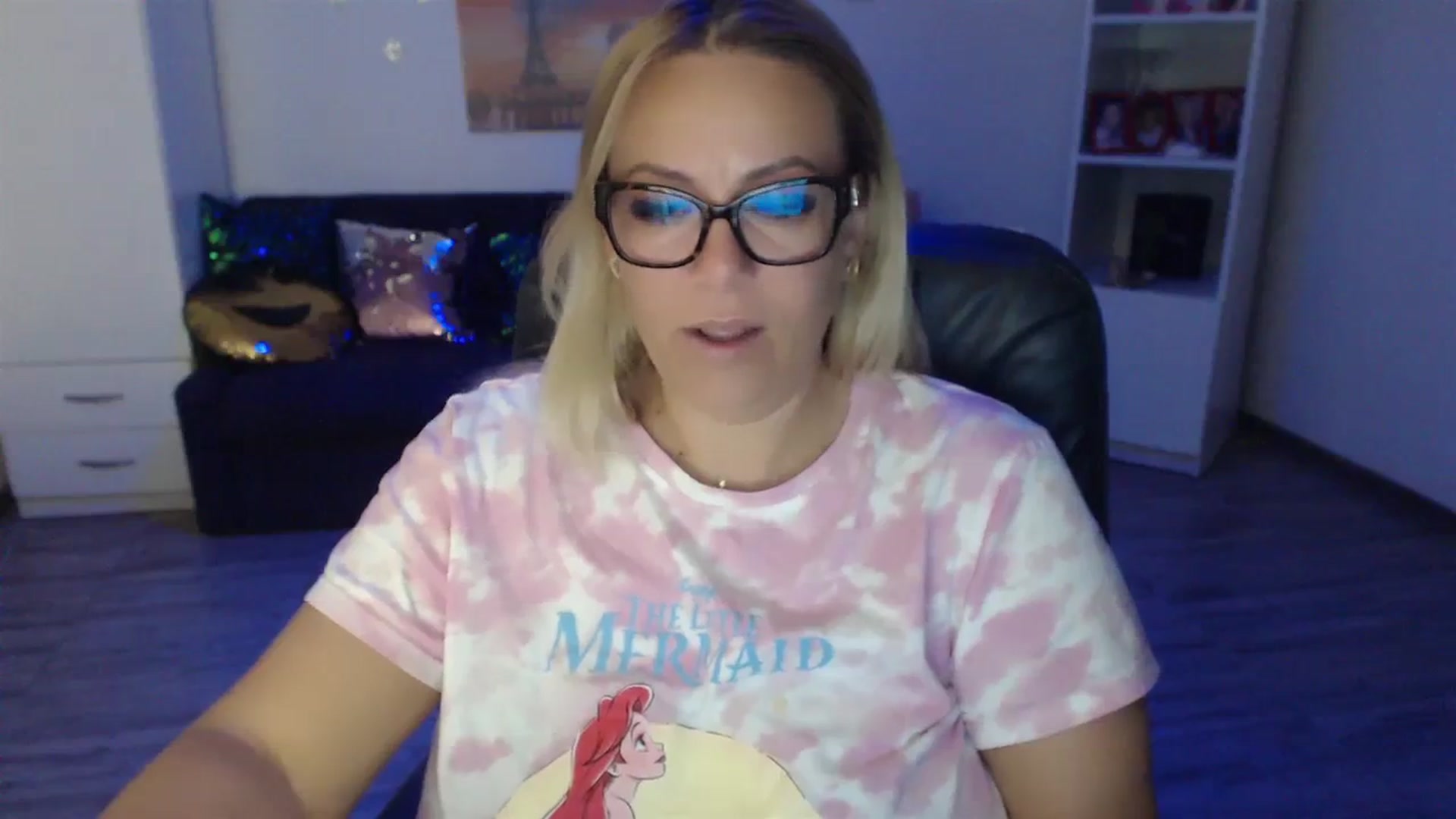 Gallery image thumbnail from A_baby_Boo's myfreecams stream on, 09/11/2023, 07:22 image 17 of 20