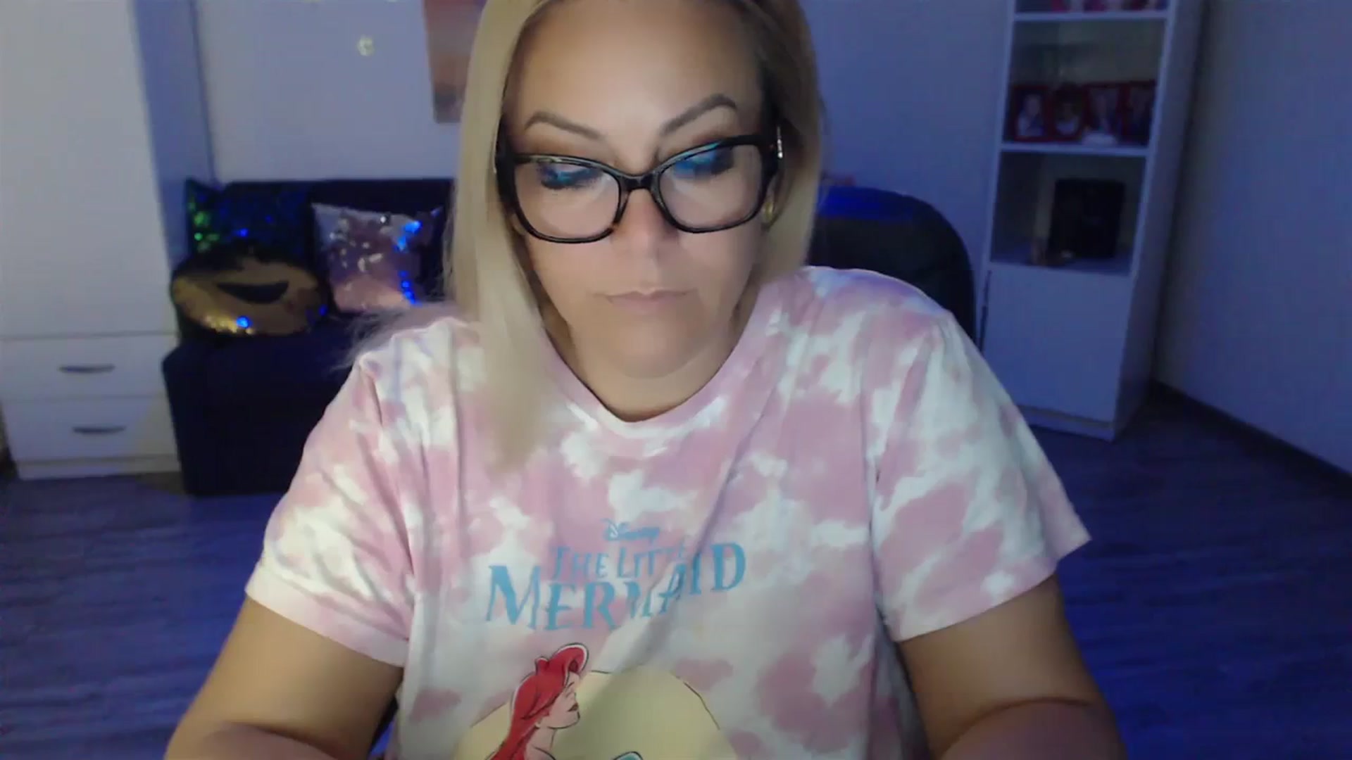 Gallery image thumbnail from A_baby_Boo's myfreecams stream on, 09/11/2023, 07:22 image 3 of 20