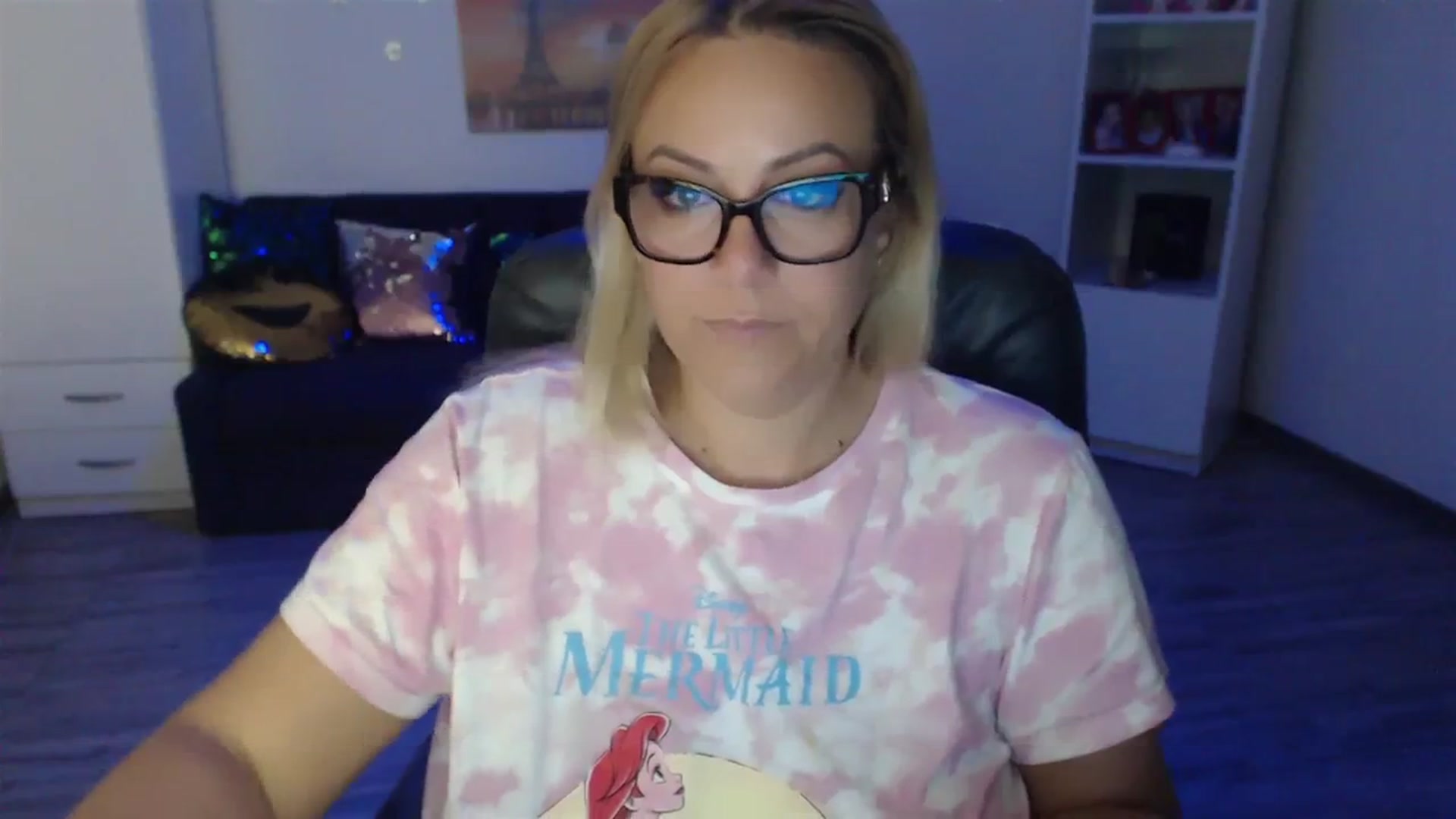 Gallery image thumbnail from A_baby_Boo's myfreecams stream on, 09/11/2023, 07:22 image 8 of 20