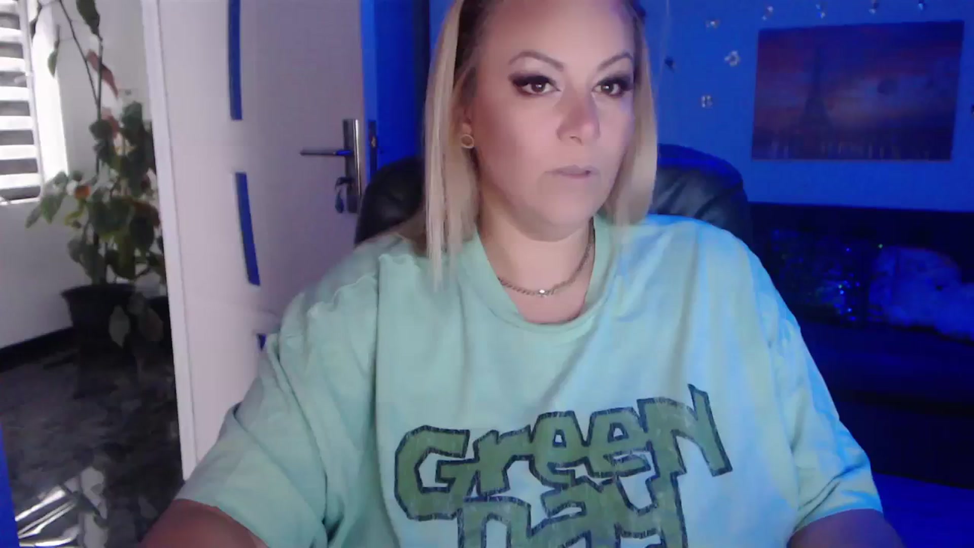 Gallery image thumbnail from A_baby_Boo's myfreecams stream on, 09/16/2023, 13:43 image 2 of 20