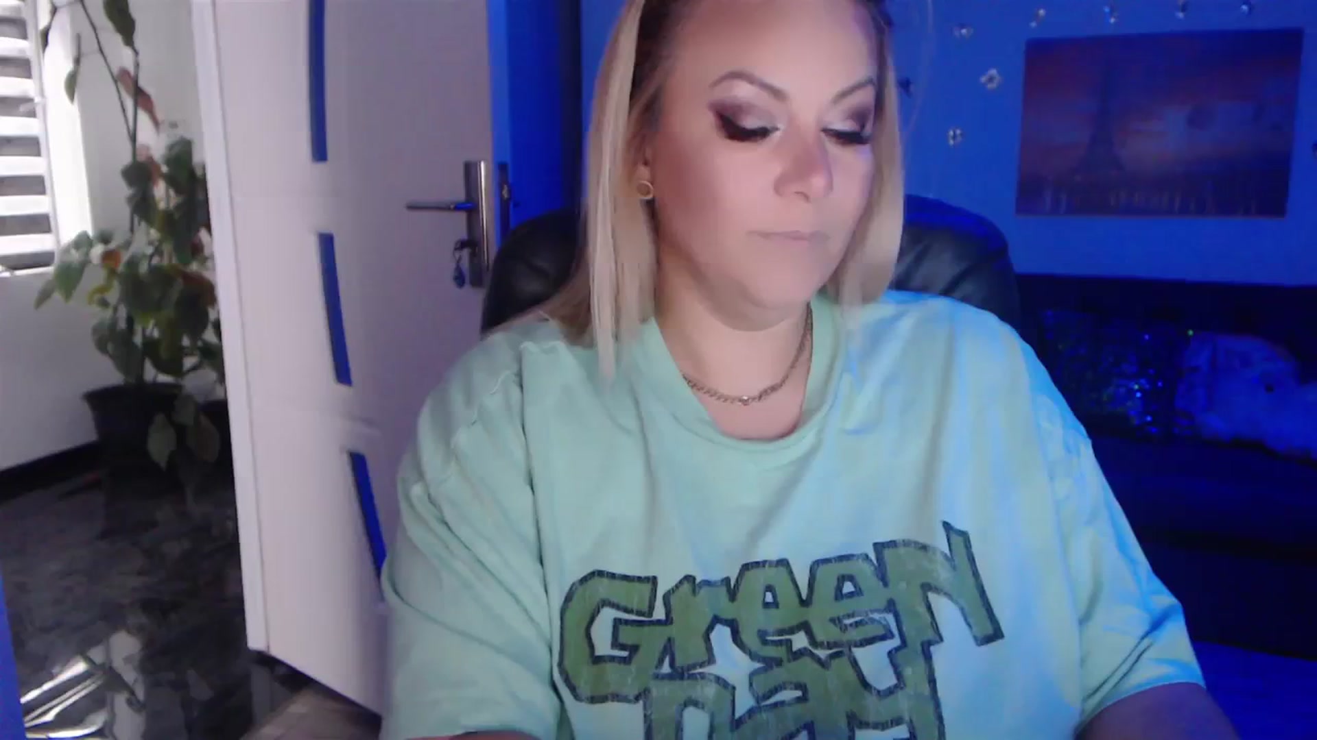 Gallery image thumbnail from A_baby_Boo's myfreecams stream on, 09/16/2023, 13:43 image 1 of 20