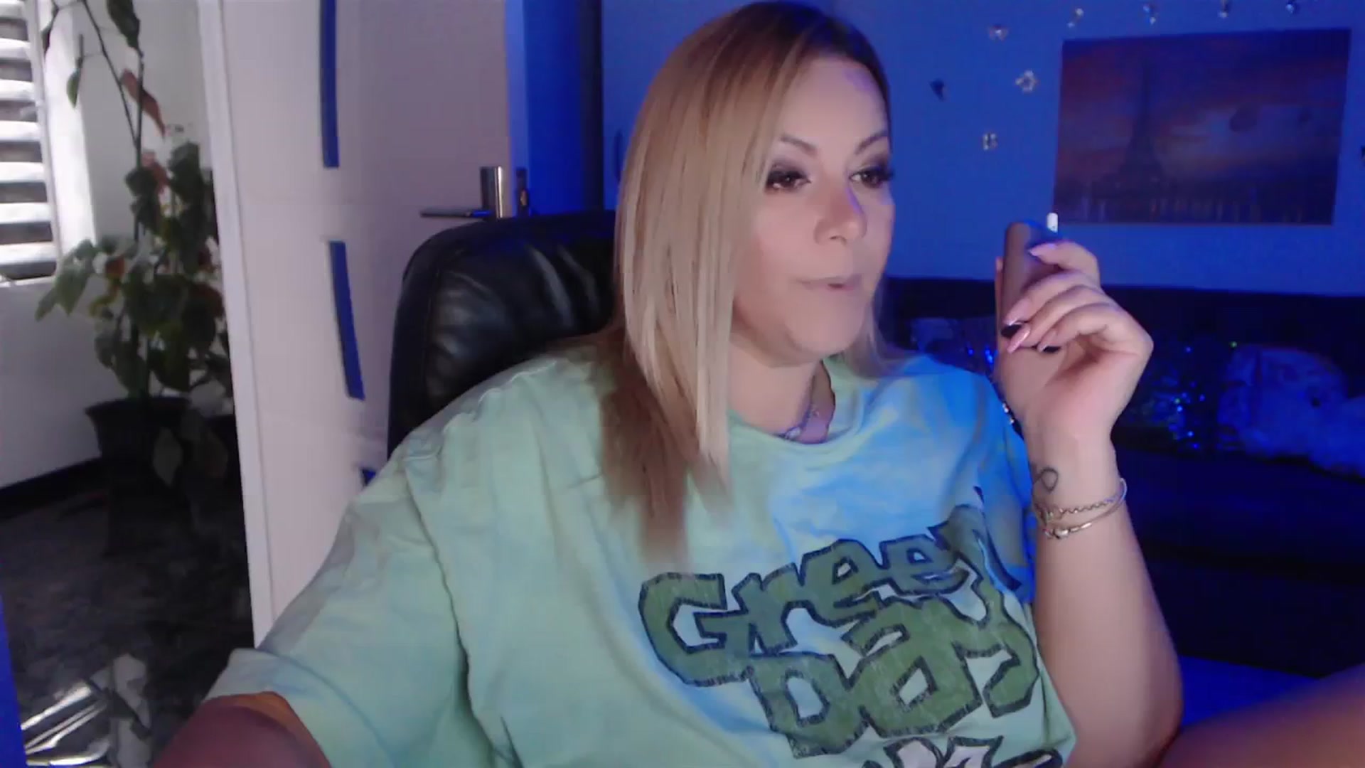 Gallery image thumbnail from A_baby_Boo's myfreecams stream on, 09/16/2023, 14:07 image 1 of 20