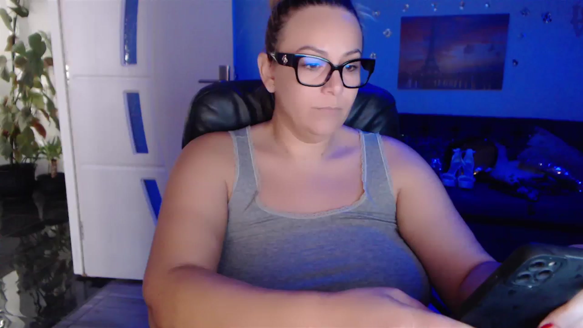 Gallery image thumbnail from A_baby_Boo's myfreecams stream on, 10/10/2023, 11:44 image 1 of 20