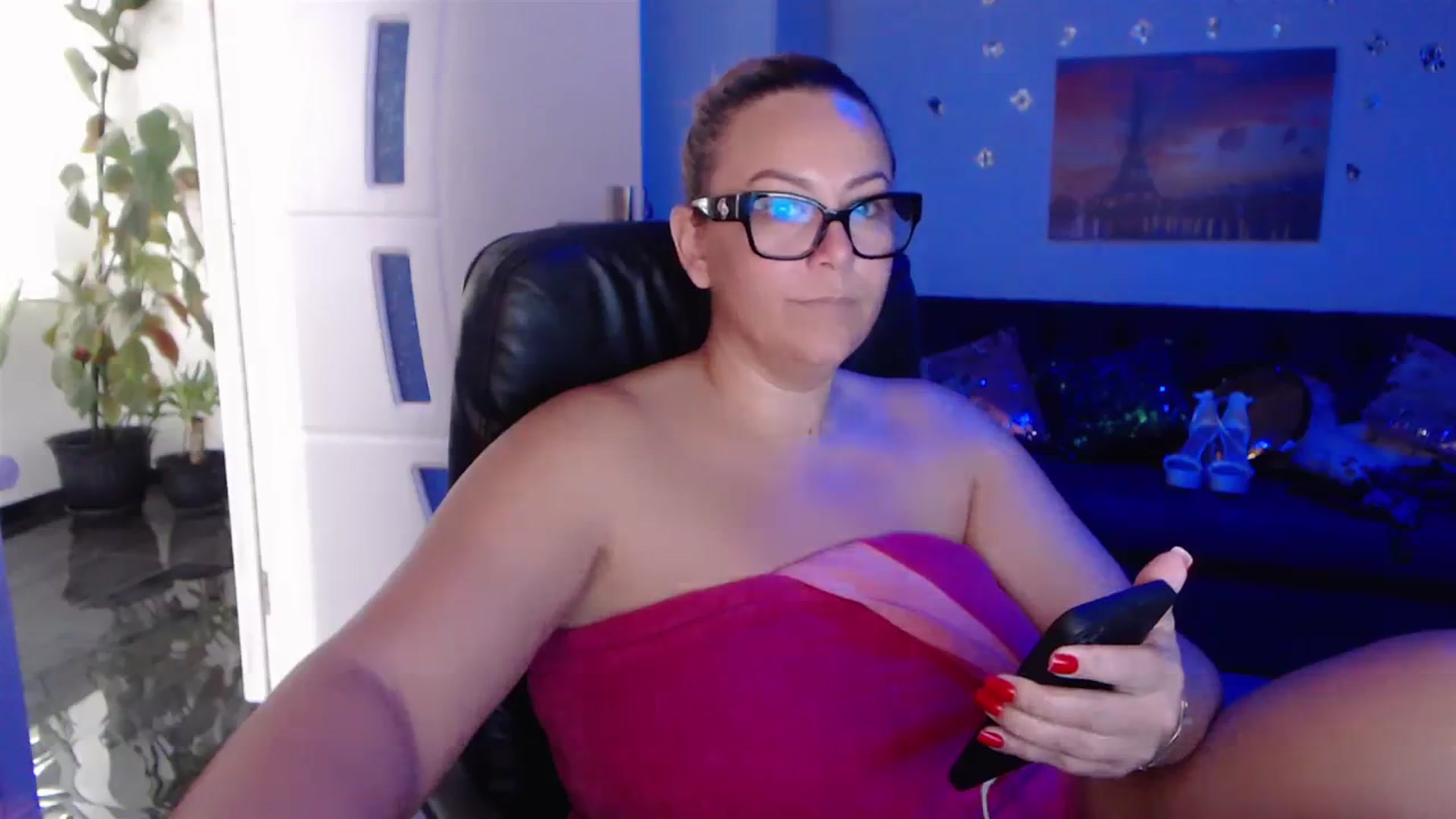 Gallery image thumbnail from A_baby_Boo's myfreecams stream on, 10/11/2023, 10:36 image 18 of 20