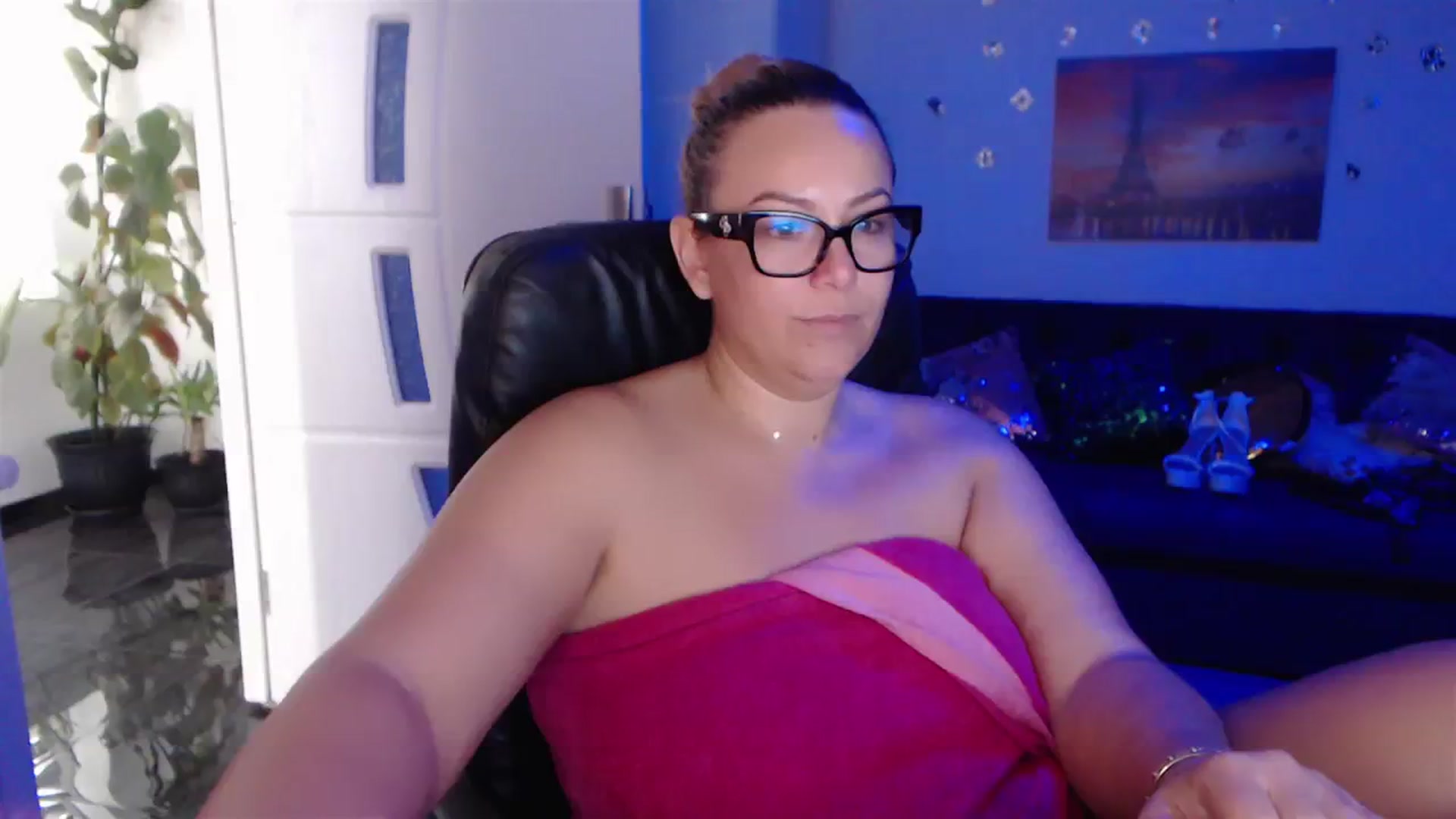 Gallery image thumbnail from A_baby_Boo's myfreecams stream on, 10/11/2023, 10:36 image 19 of 20