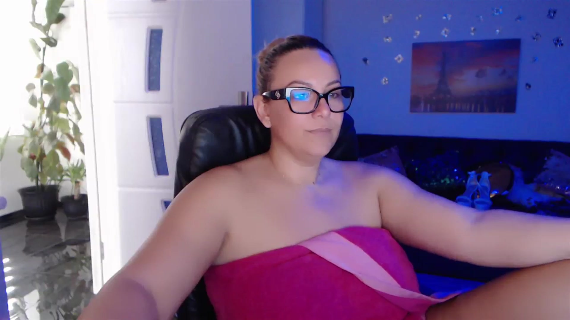 Gallery image thumbnail from A_baby_Boo's myfreecams stream on, 10/11/2023, 10:36 image 8 of 20