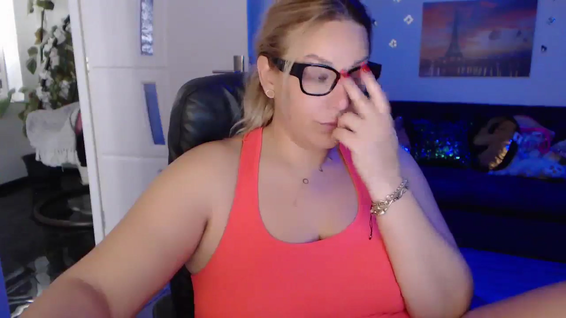 Gallery image thumbnail from A_baby_Boo's myfreecams stream on, 10/31/2023, 07:42 image 2 of 20