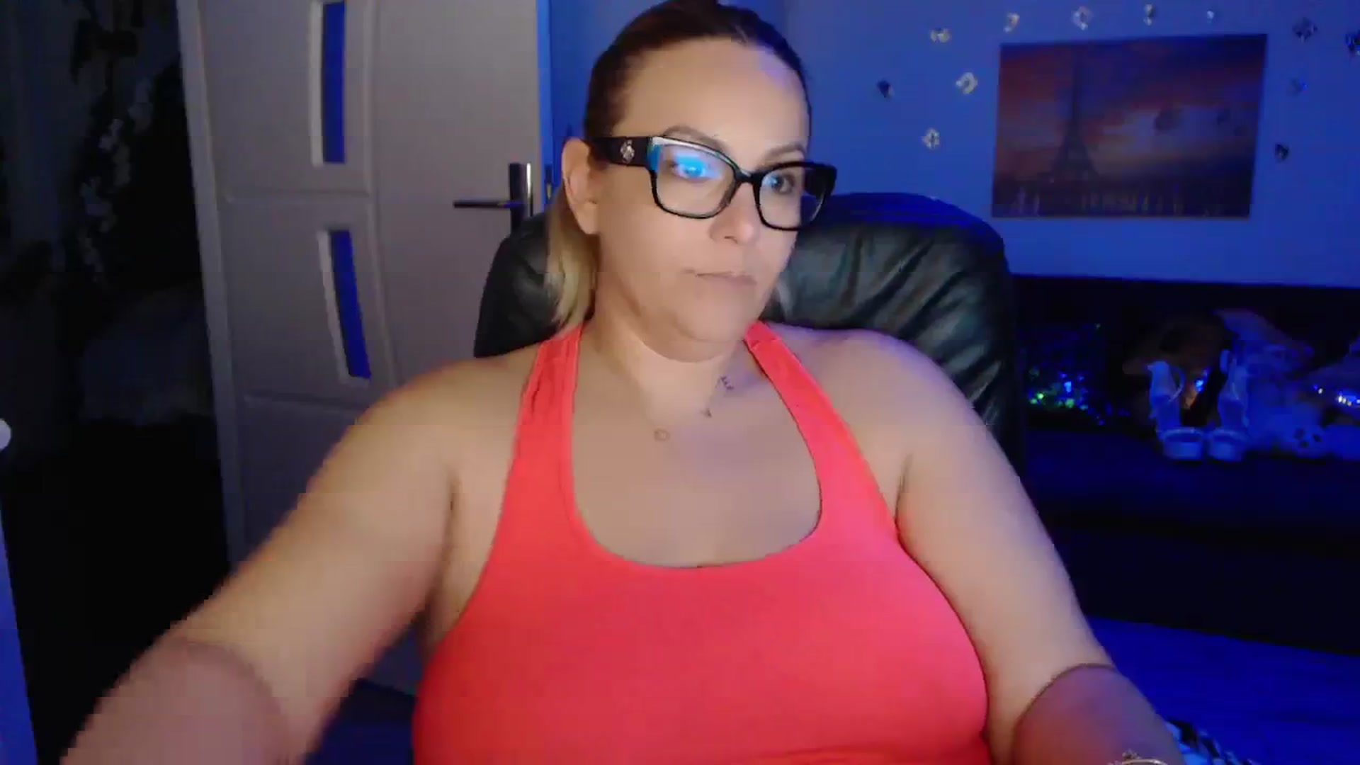 Gallery image thumbnail from A_baby_Boo's myfreecams stream on, 11/11/2023, 13:49 image 5 of 20