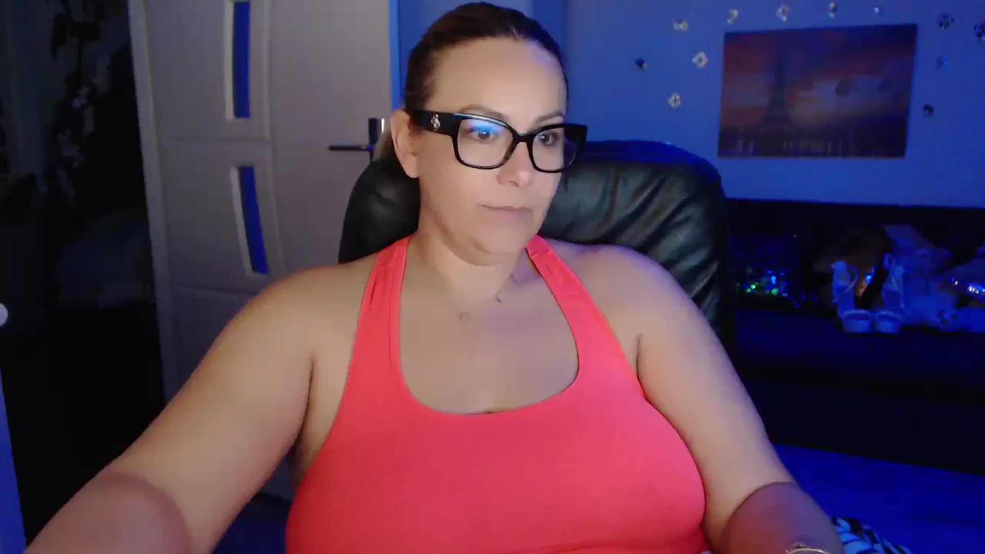 Gallery image thumbnail from A_baby_Boo's myfreecams stream on, 11/11/2023, 13:49 image 13 of 20