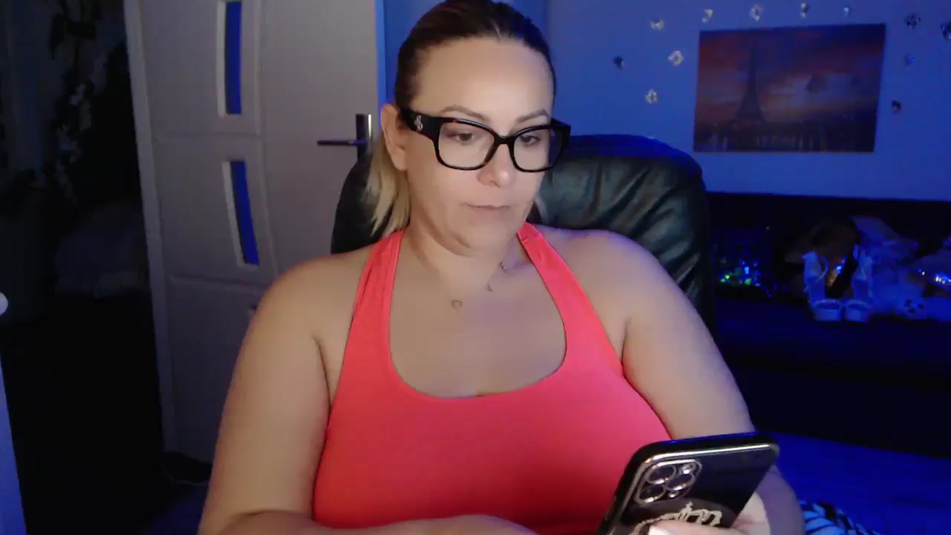 Gallery image thumbnail from A_baby_Boo's myfreecams stream on, 11/11/2023, 13:49 image 3 of 20