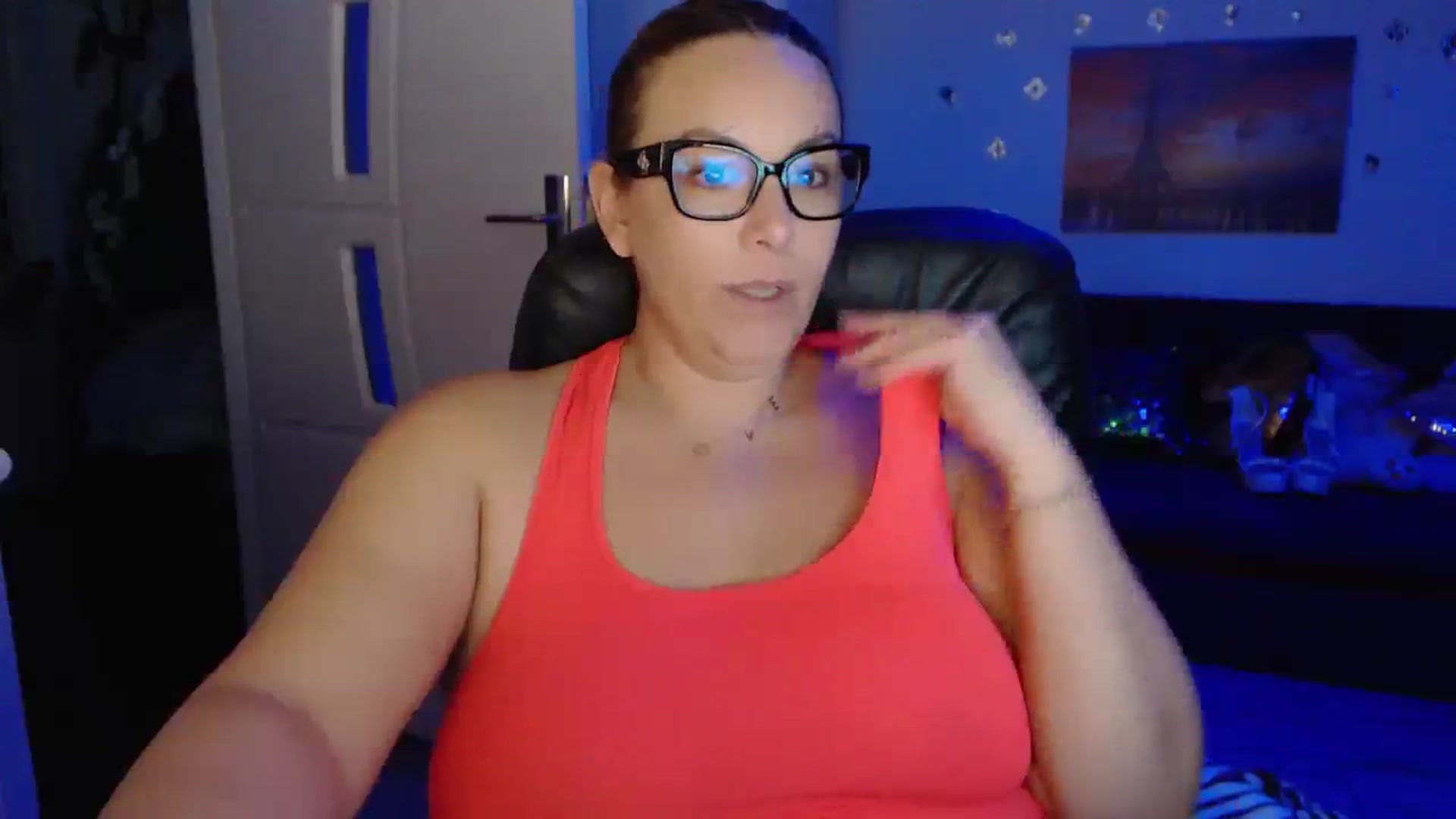 Gallery image thumbnail from A_baby_Boo's myfreecams stream on, 11/11/2023, 13:49 image 8 of 20