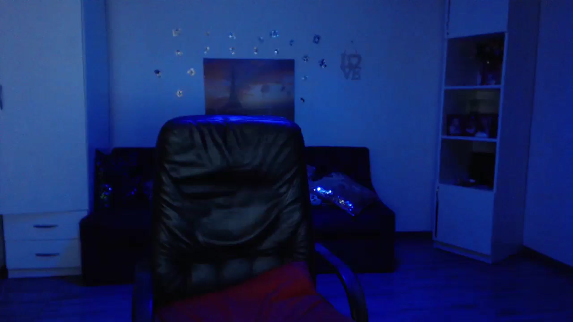 Gallery image thumbnail from A_baby_Boo's myfreecams stream on, 11/17/2023, 19:20 image 8 of 20