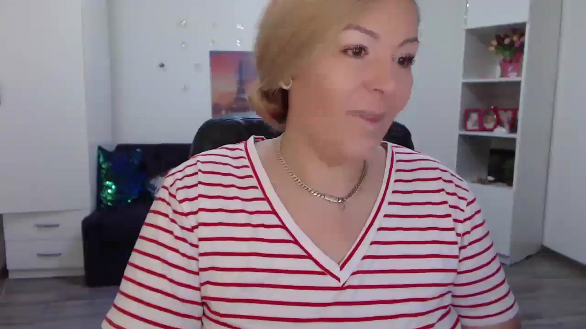 Gallery image thumbnail from A_baby_Boo's myfreecams stream on, 11/20/2023, 13:37 image 8 of 20