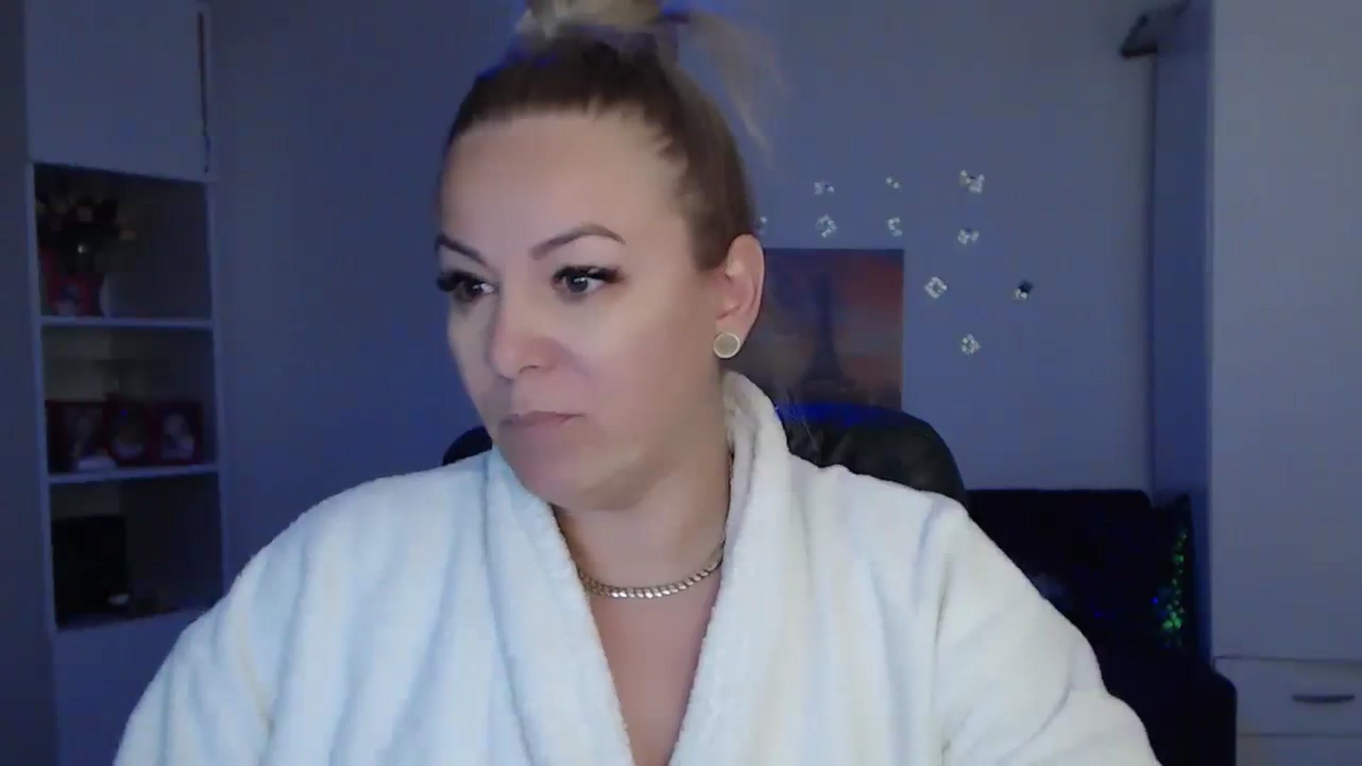 Gallery image thumbnail from A_baby_Boo's myfreecams stream on, 12/02/2023, 16:10 image 19 of 20