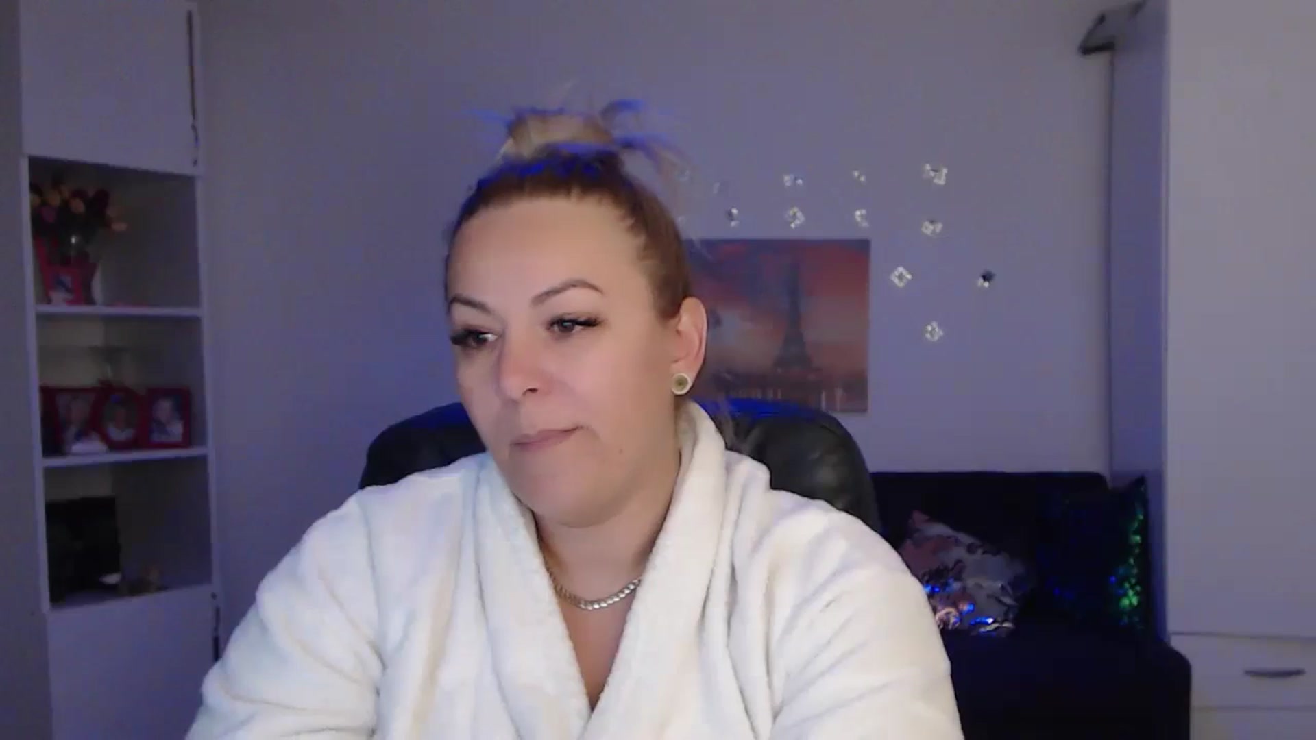 Gallery image thumbnail from A_baby_Boo's myfreecams stream on, 12/02/2023, 16:10 image 11 of 20