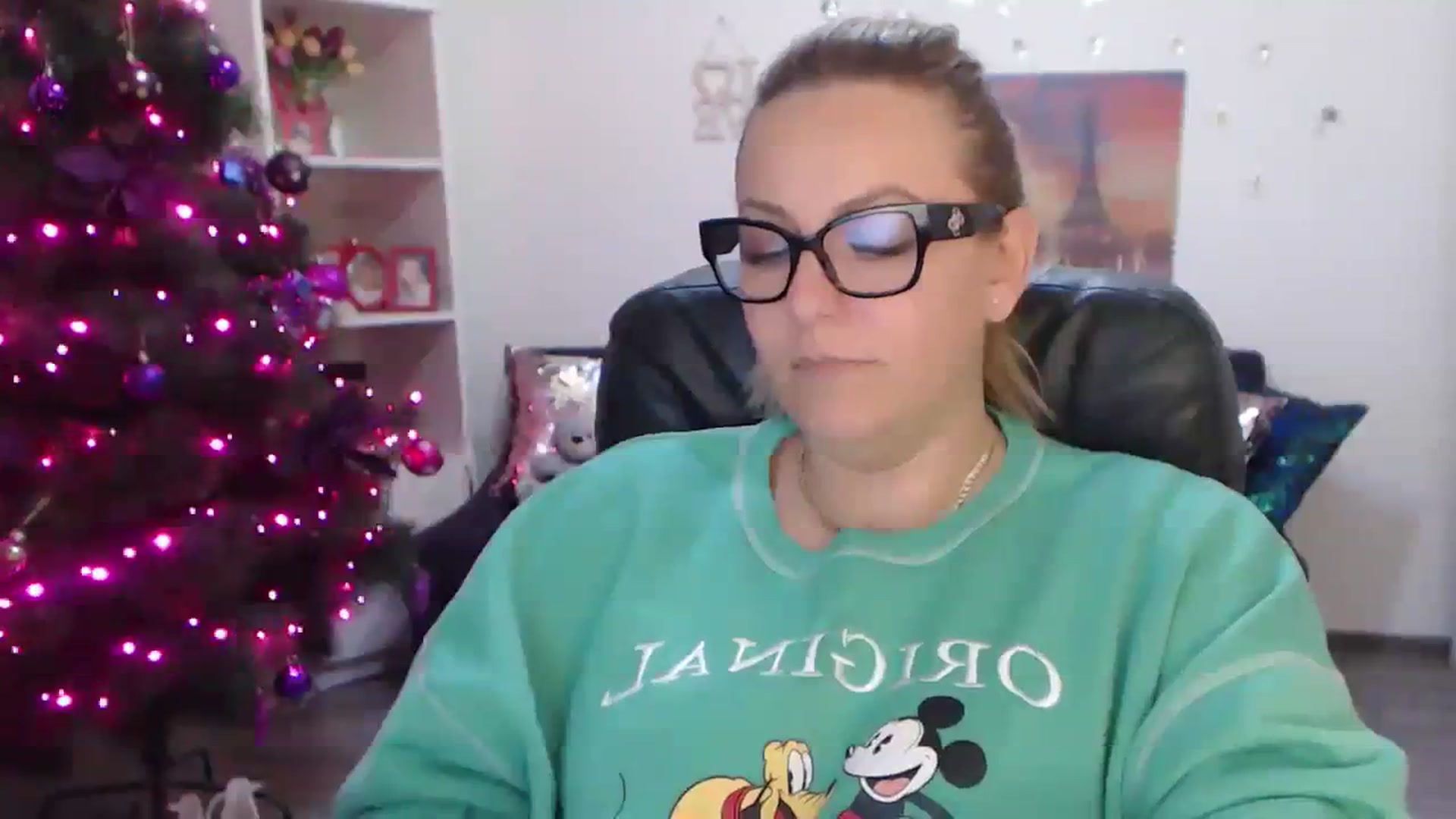 Gallery image thumbnail from A_baby_Boo's myfreecams stream on, 12/14/2023, 19:48 image 4 of 20
