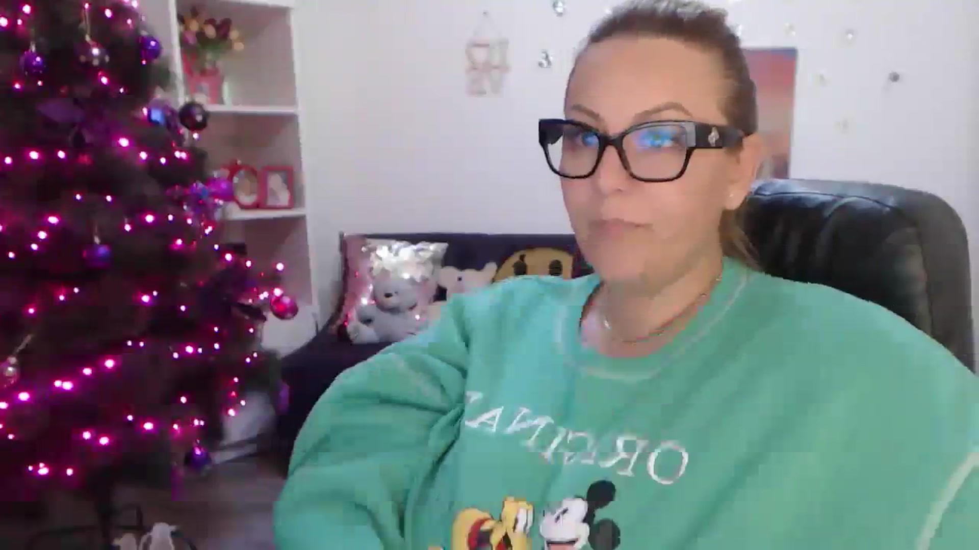 Gallery image thumbnail from A_baby_Boo's myfreecams stream on, 12/14/2023, 19:48 image 5 of 20