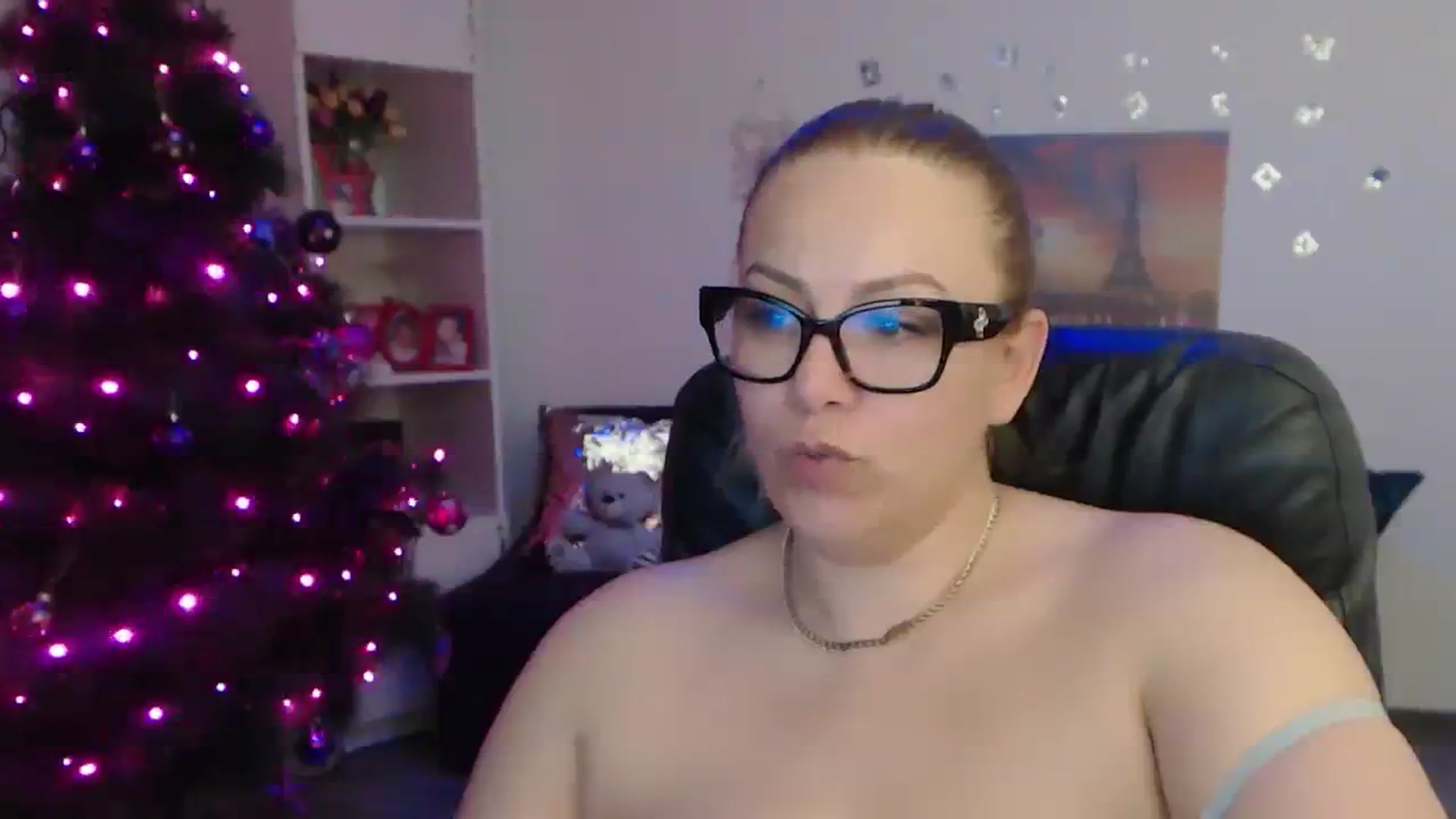 Gallery image thumbnail from A_baby_Boo's myfreecams stream on, 01/01/2024, 21:29 image 20 of 20