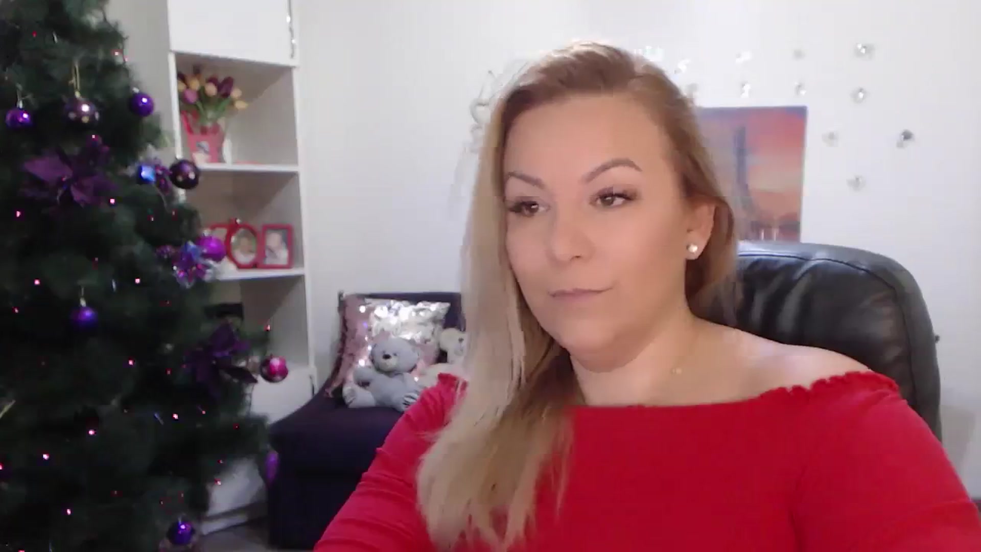 Gallery image thumbnail from A_baby_Boo's myfreecams stream on, 01/04/2024, 13:39 image 9 of 20