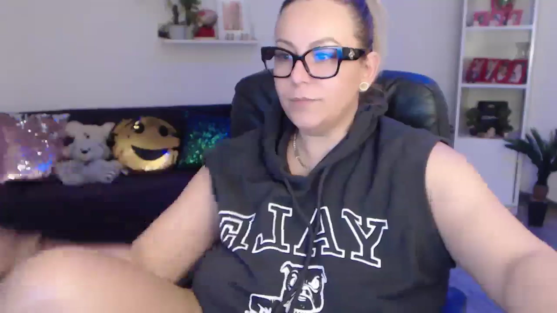 Gallery image thumbnail from A_baby_Boo's myfreecams stream on, 02/04/2024, 21:00 image 9 of 20