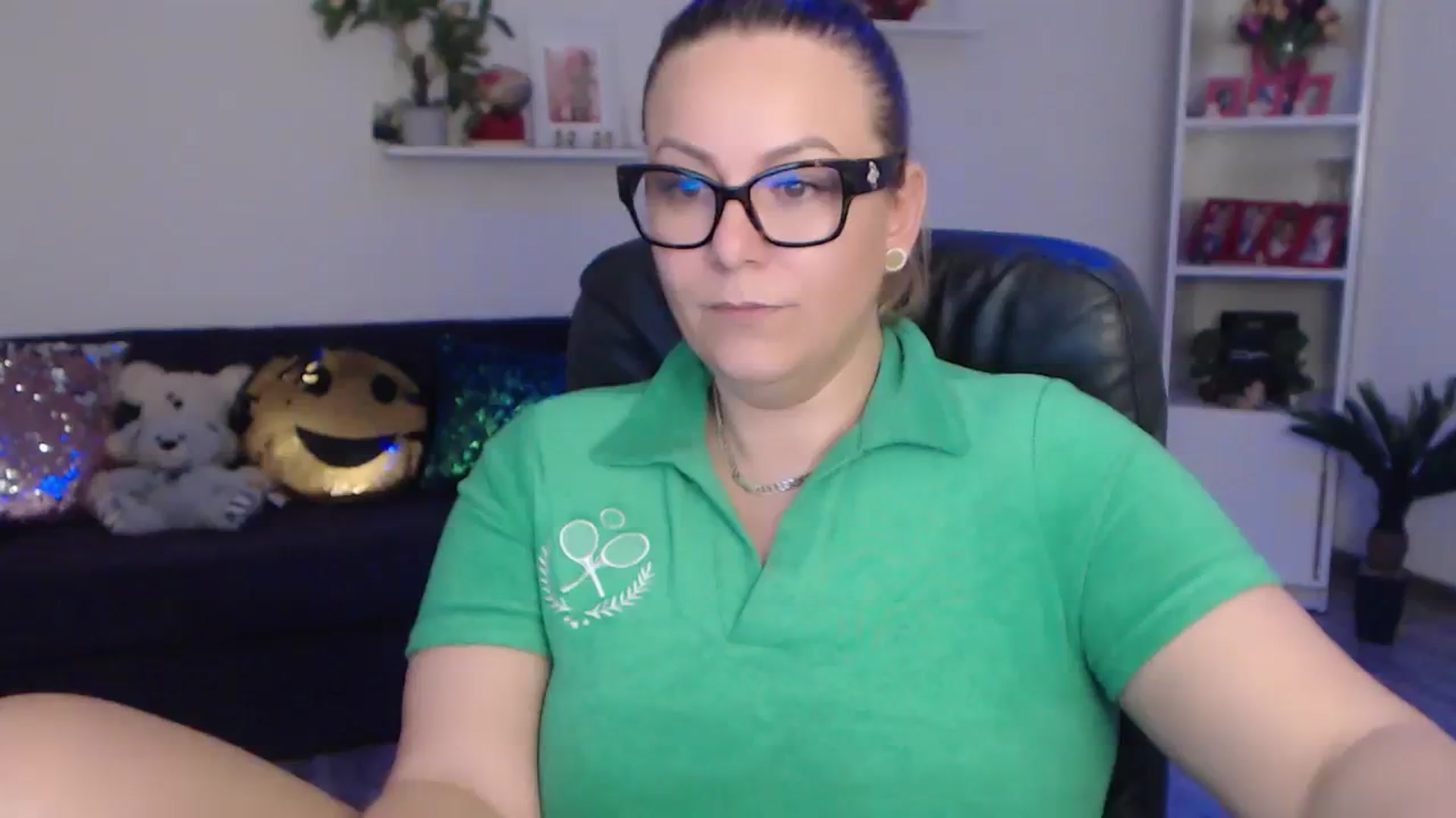 Gallery image thumbnail from A_baby_Boo's myfreecams stream on, 02/05/2024, 24:56 image 19 of 20