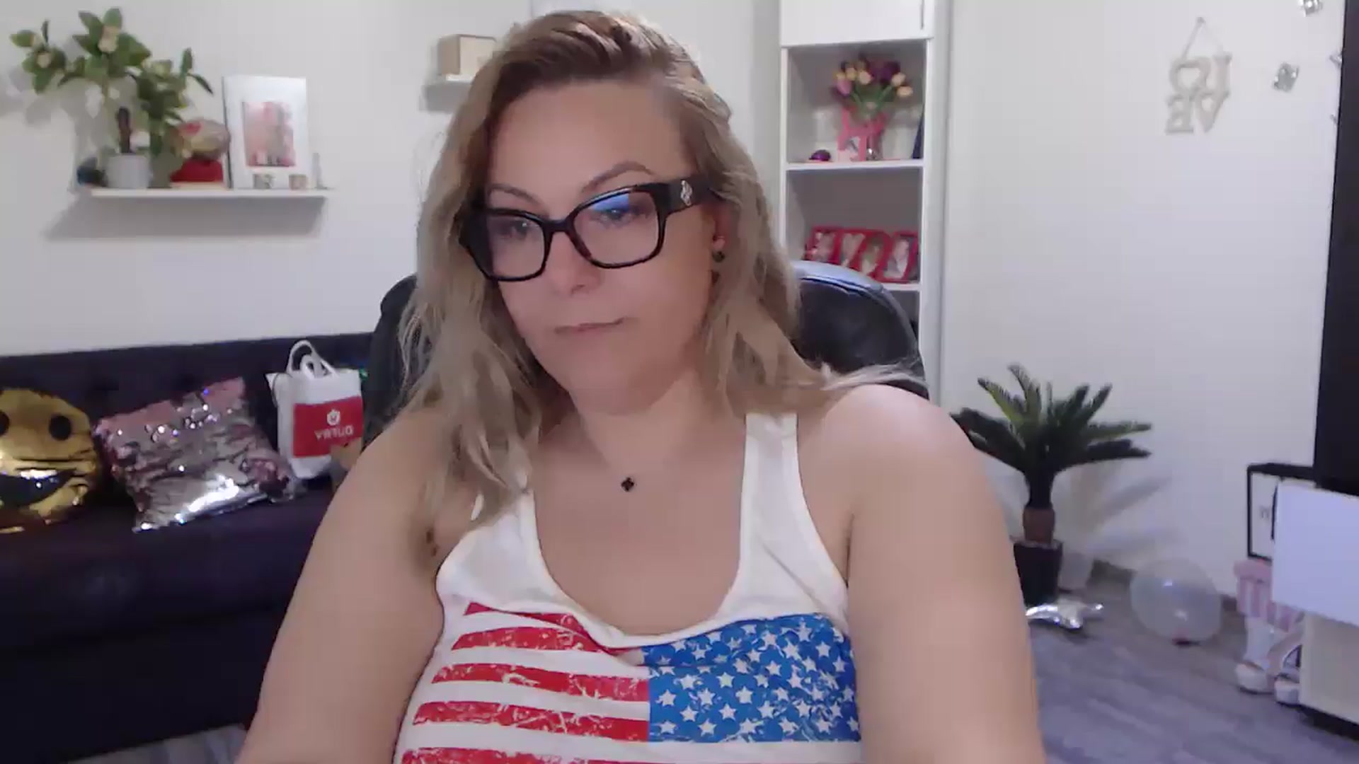 Gallery image thumbnail from A_baby_Boo's myfreecams stream on, 05/19/2024, 08:30 image 8 of 20
