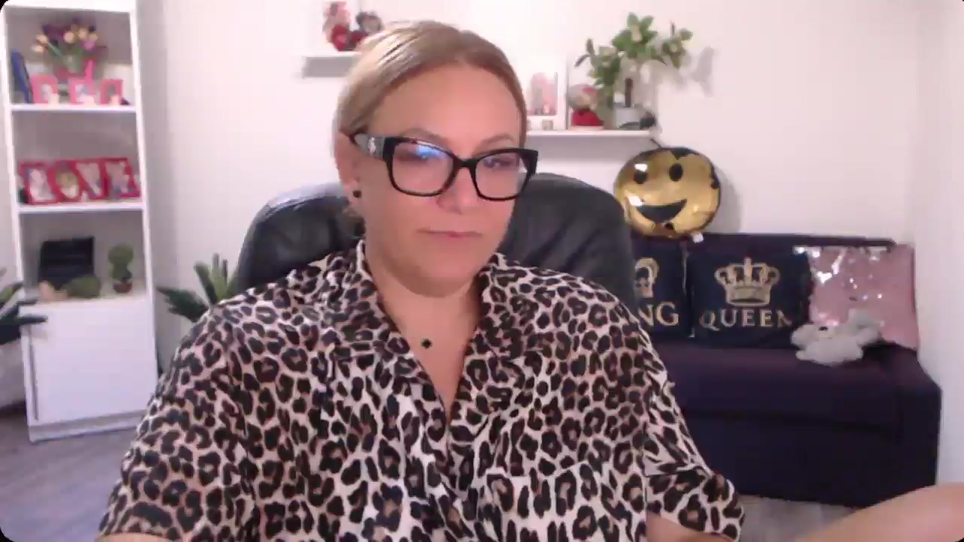 Gallery image thumbnail from A_baby_Boo's myfreecams stream on, 09/01/2024, 23:10 image 5 of 20