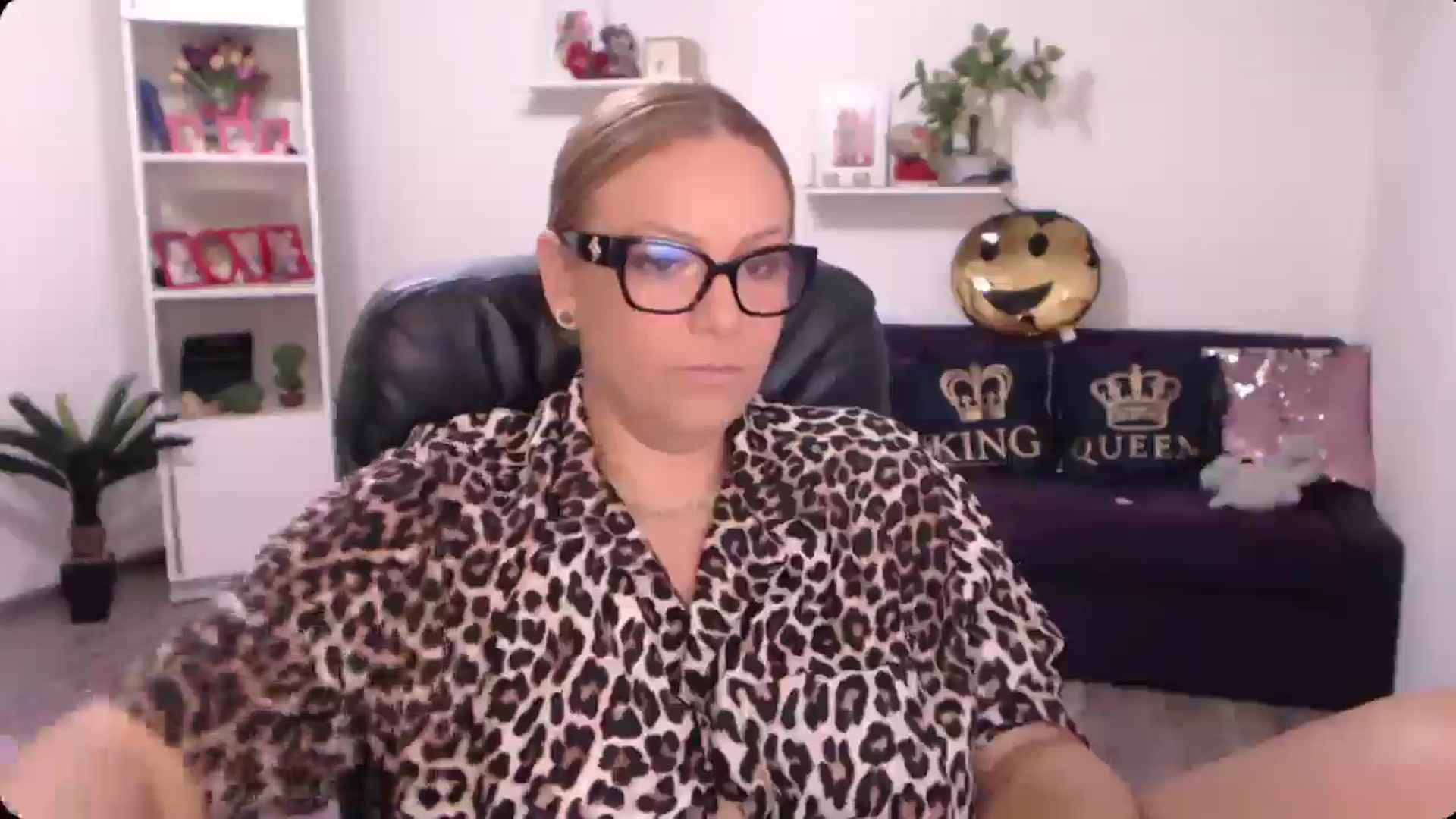 Gallery image thumbnail from A_baby_Boo's myfreecams stream on, 09/11/2024, 13:32 image 16 of 20