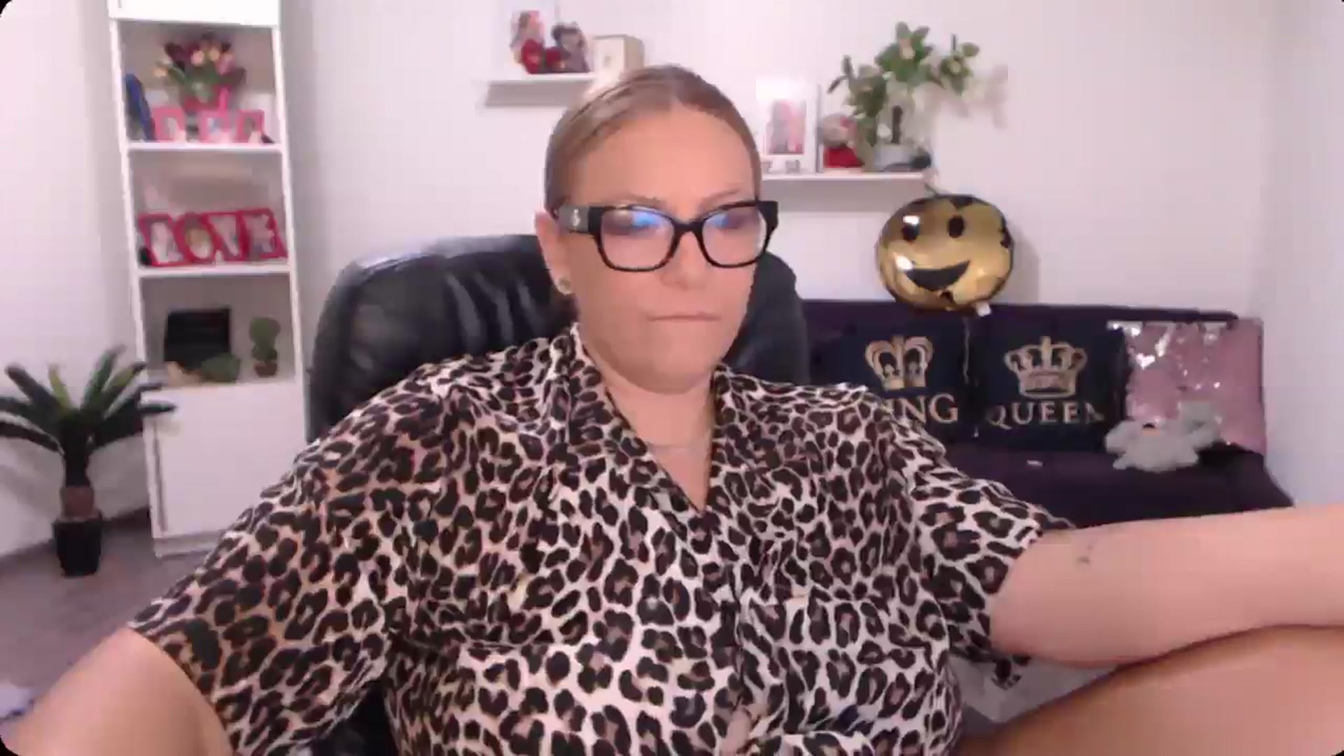 Gallery image thumbnail from A_baby_Boo's myfreecams stream on, 09/11/2024, 13:32 image 12 of 20