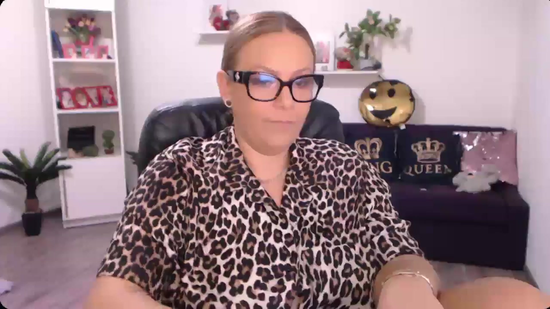 Gallery image thumbnail from A_baby_Boo's myfreecams stream on, 09/11/2024, 13:32 image 2 of 20