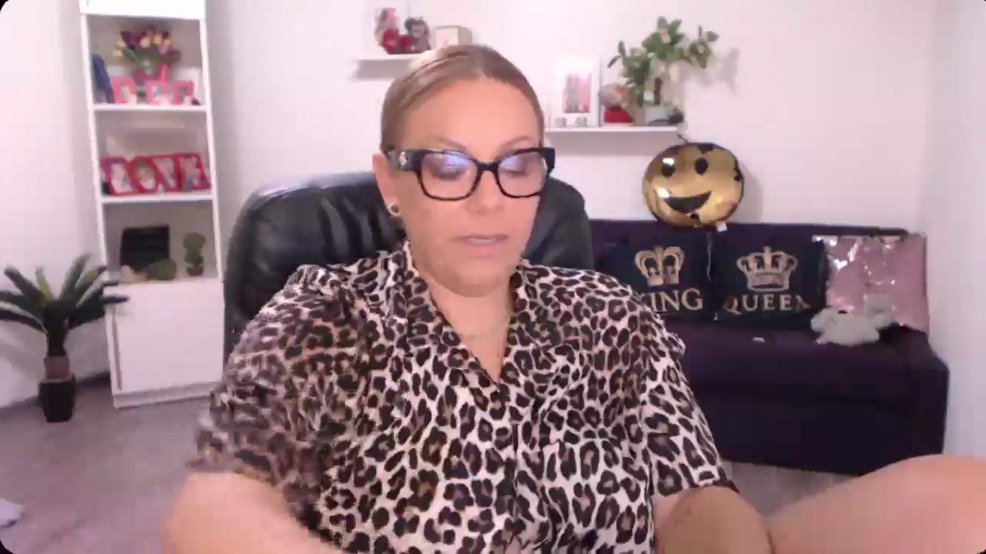 Gallery image thumbnail from A_baby_Boo's myfreecams stream on, 09/11/2024, 13:32 image 14 of 20