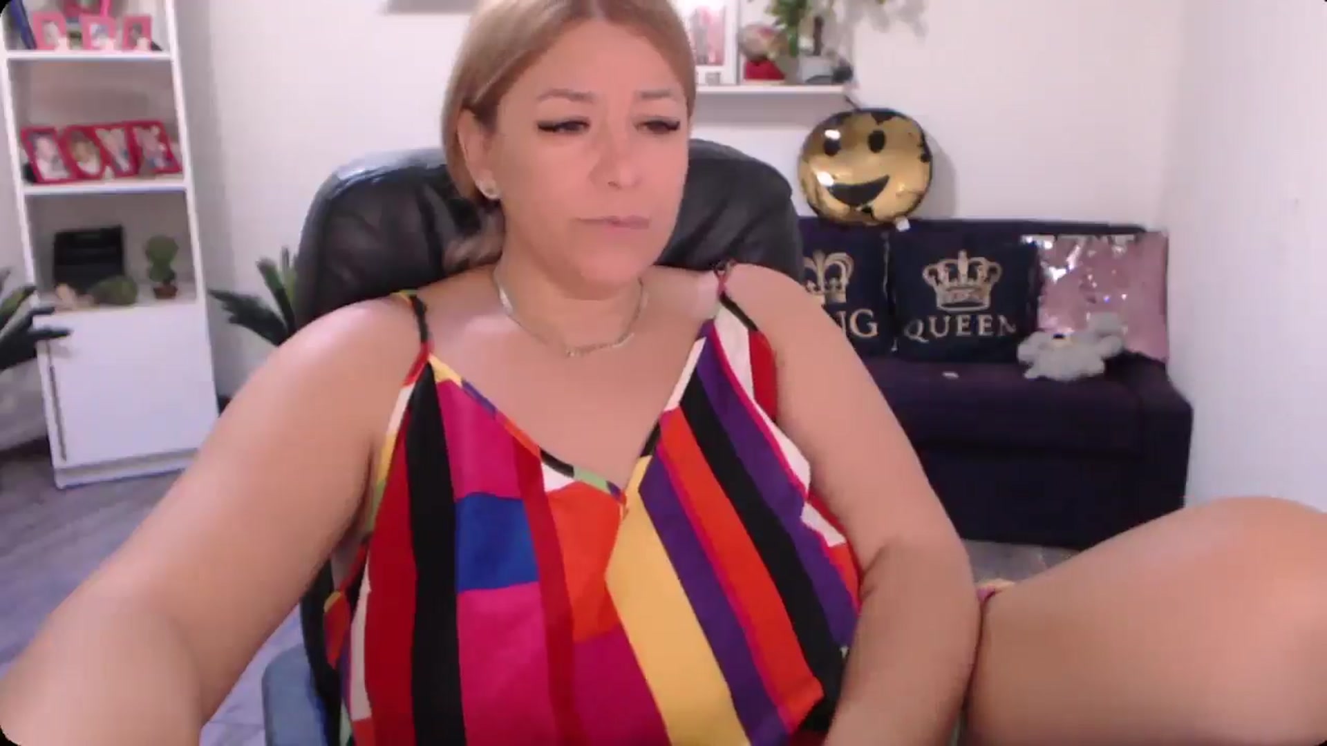 Gallery image thumbnail from A_baby_Boo's myfreecams stream on, 09/12/2024, 20:04 image 3 of 20