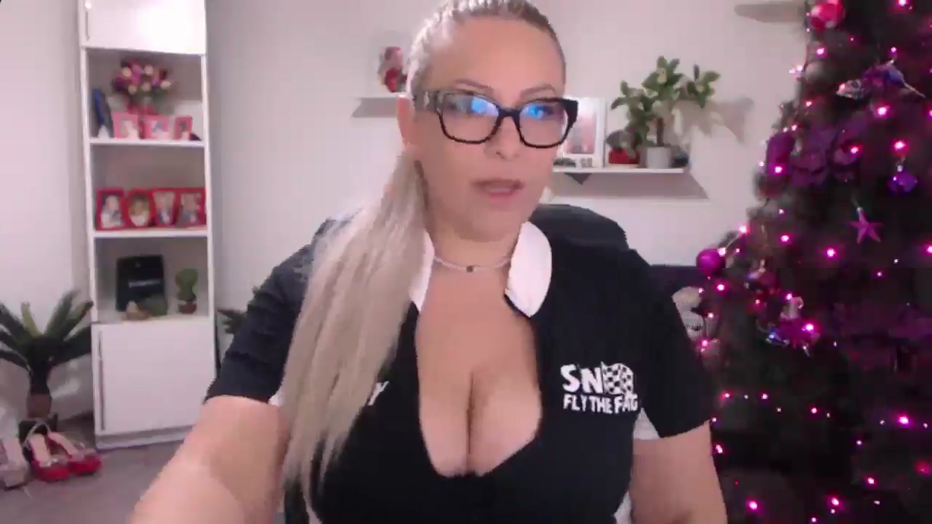 Gallery image thumbnail from A_baby_Boo's myfreecams stream on, 12/09/2024, 20:56 image 4 of 20