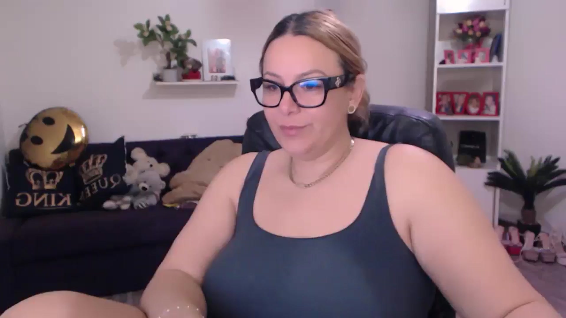 Gallery image thumbnail from A_baby_Boo's myfreecams stream on, 02/01/2025, 12:27 image 2 of 20