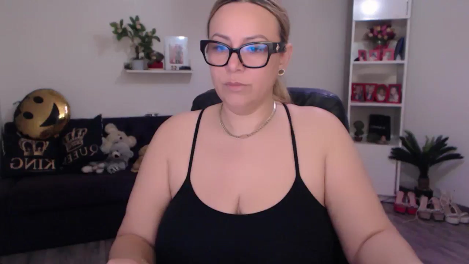 Gallery image thumbnail from A_baby_Boo's myfreecams stream on, 02/03/2025, 19:58 image 1 of 20