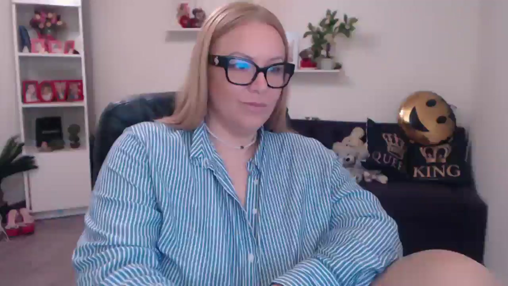 Gallery image thumbnail from A_baby_Boo's myfreecams stream on, 02/20/2025, 21:22 image 1 of 20