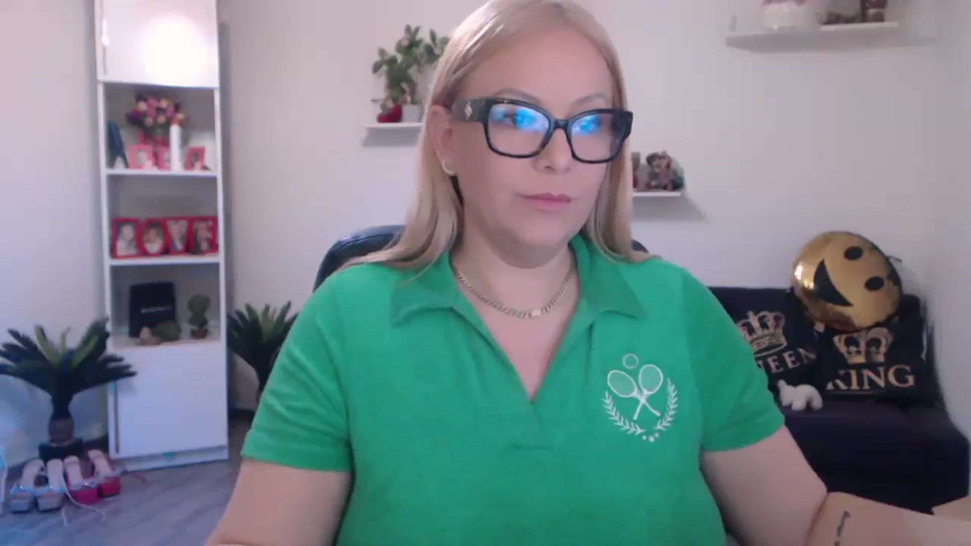 Gallery image thumbnail from A_baby_Boo's myfreecams stream on, 03/17/2025, 18:47 image 10 of 20