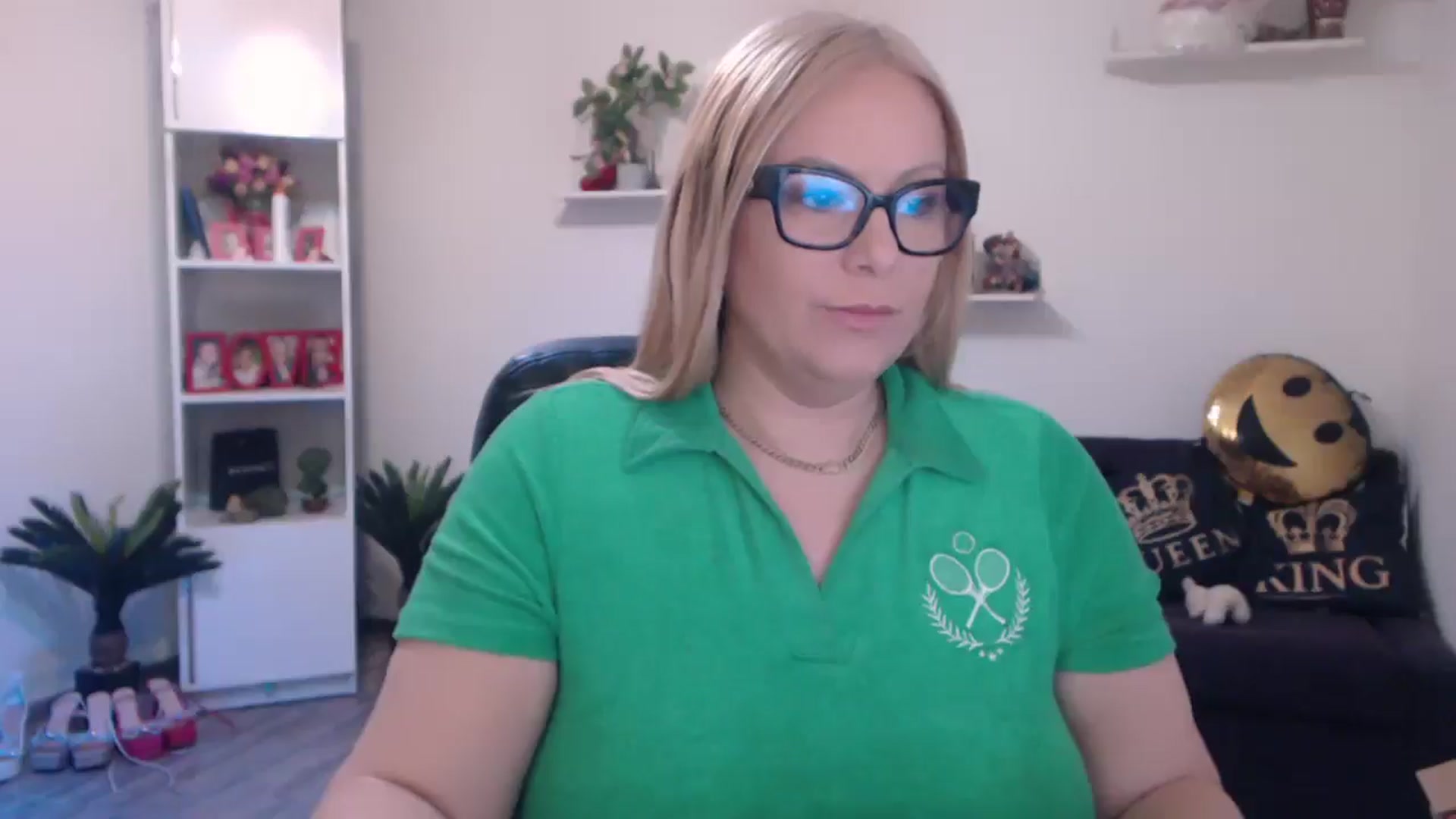 Gallery image thumbnail from A_baby_Boo's myfreecams stream on, 03/17/2025, 18:47 image 5 of 20