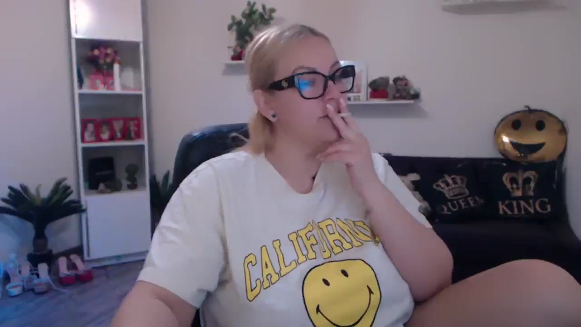Gallery image thumbnail from A_baby_Boo's myfreecams stream on, 03/31/2025, 08:01 image 3 of 20