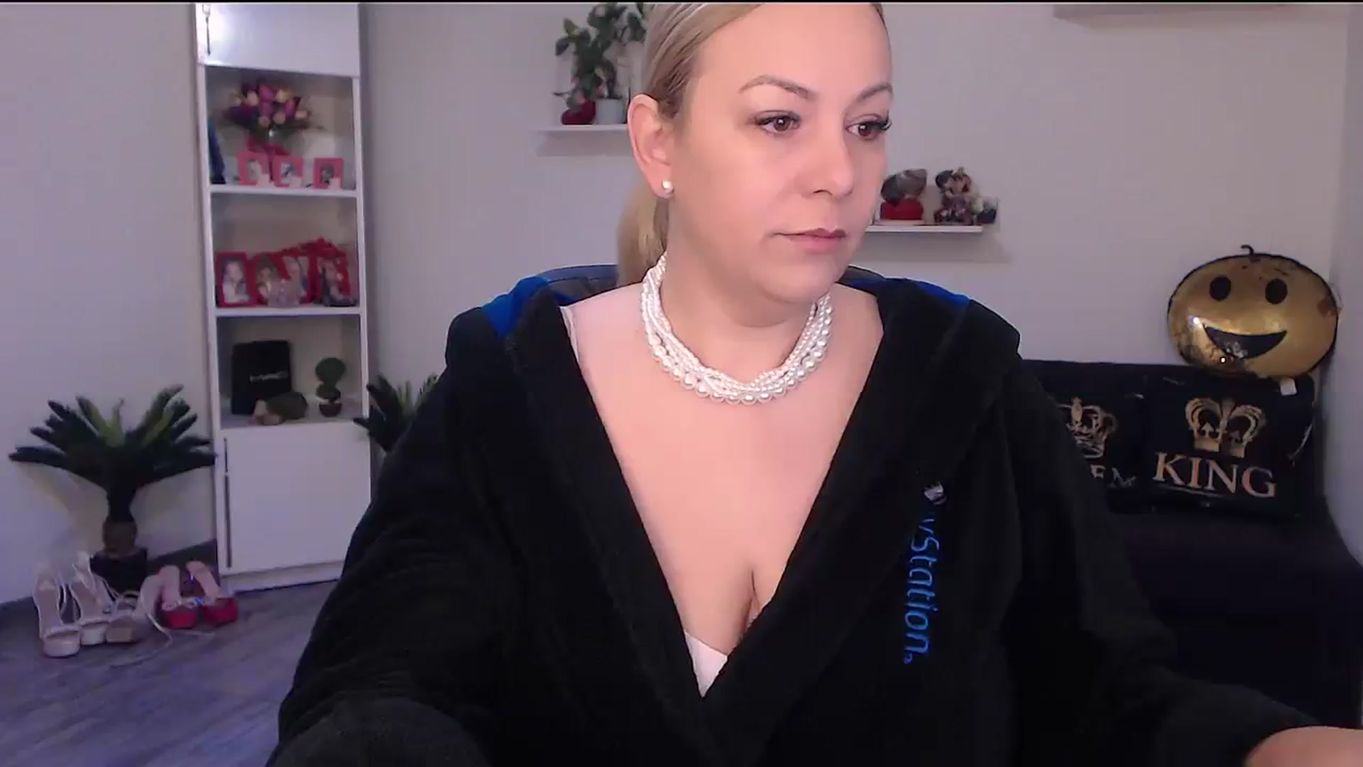 Gallery image thumbnail from A_baby_Boo's myfreecams stream on, 05/11/2025, 09:57 image 4 of 20