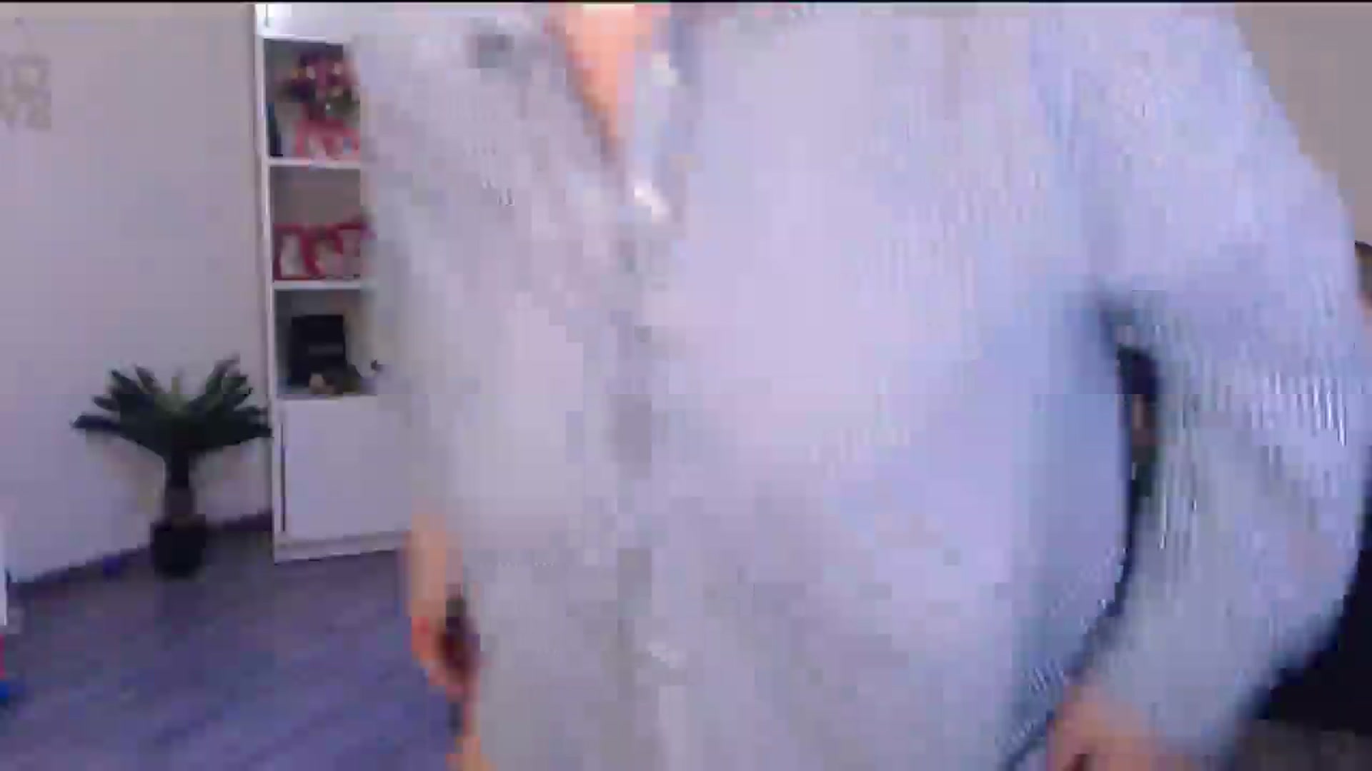 Gallery image thumbnail from A_baby_Boo's myfreecams stream on, 06/05/2025, 10:32 image 13 of 20