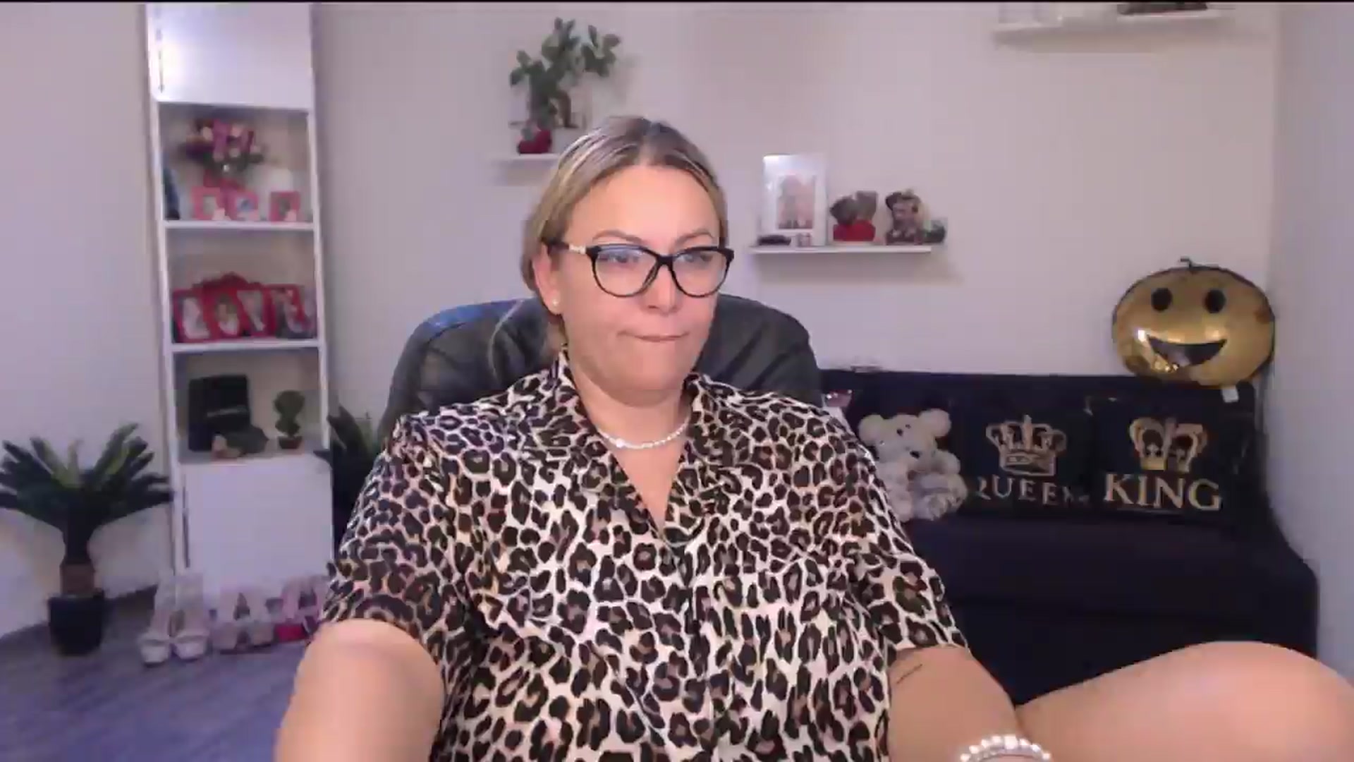 Gallery image thumbnail from A_baby_Boo's myfreecams stream on, 06/12/2025, 16:12 image 18 of 20