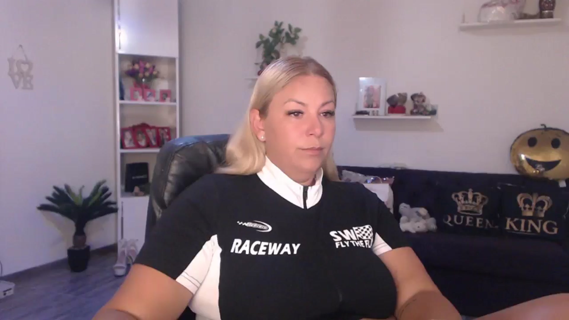 Gallery image thumbnail from A_baby_Boo's myfreecams stream on, 07/09/2025, 16:21 image 10 of 20