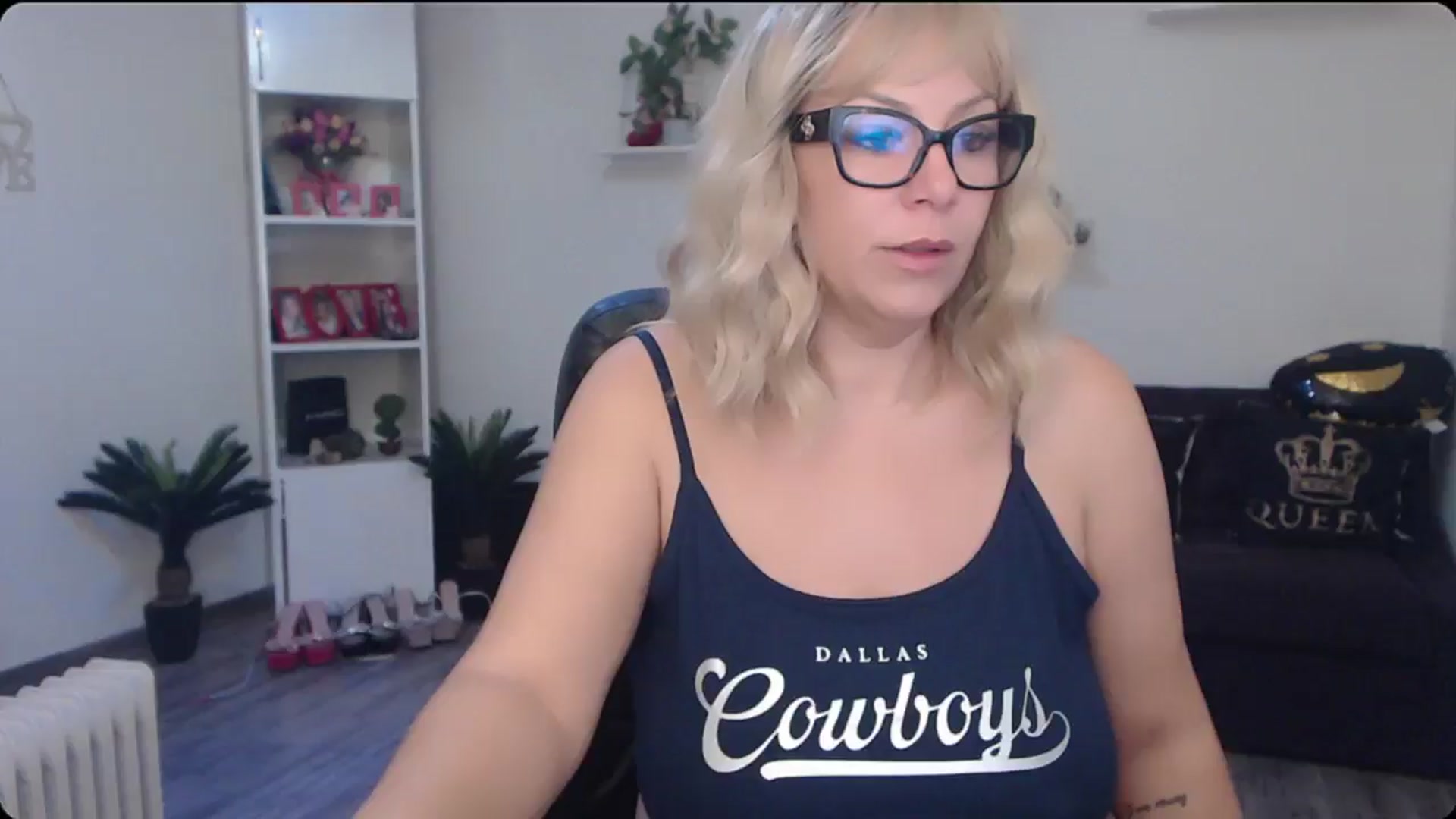 Gallery image thumbnail from A_baby_Boo's myfreecams stream on, 11/17/2025, 06:58 image 20 of 20